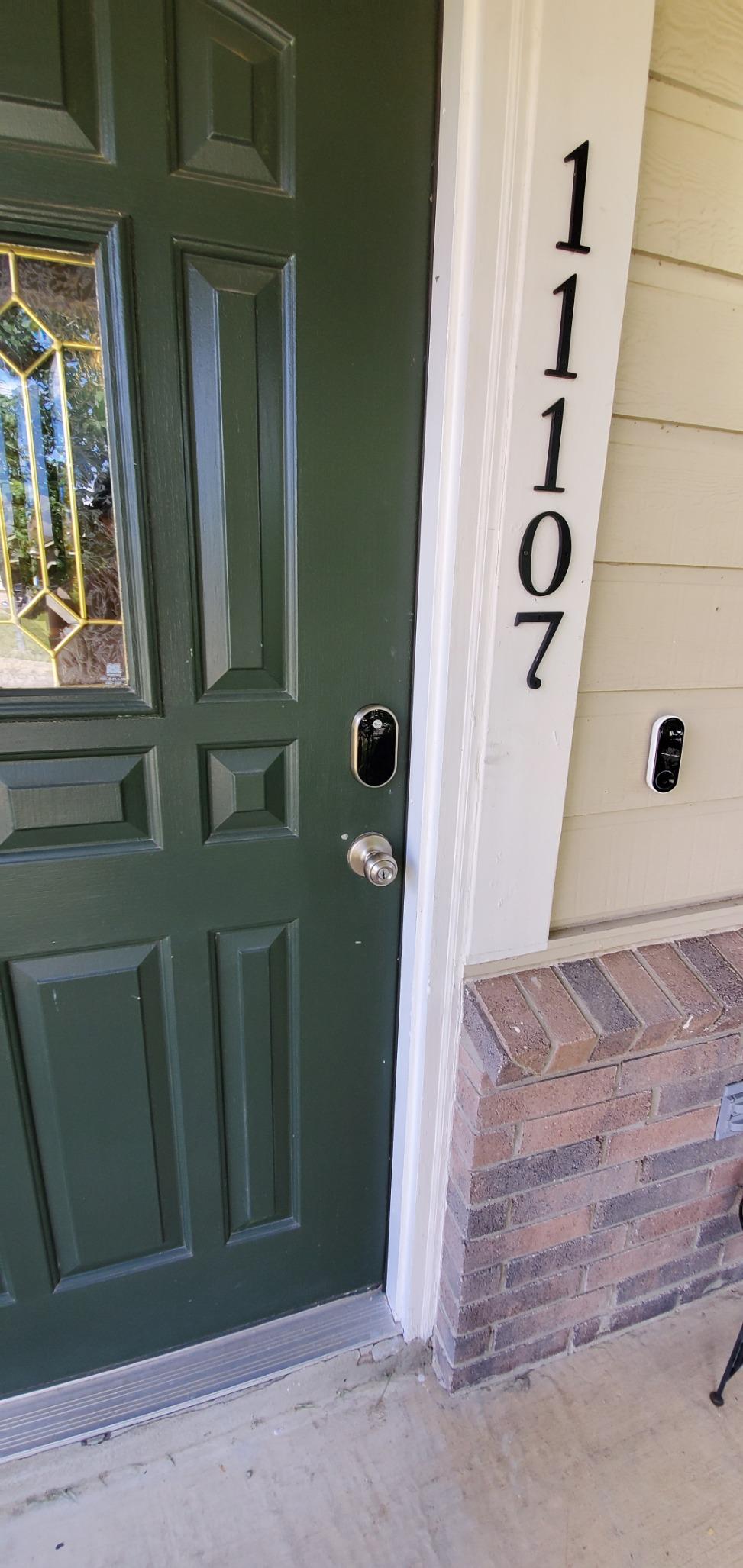 Google Nest x Yale Lock - Tamper-Proof Smart Lock for Keyless Entry - Keypad Deadbolt Lock for Front Door - Satin Nickel customer photo 2