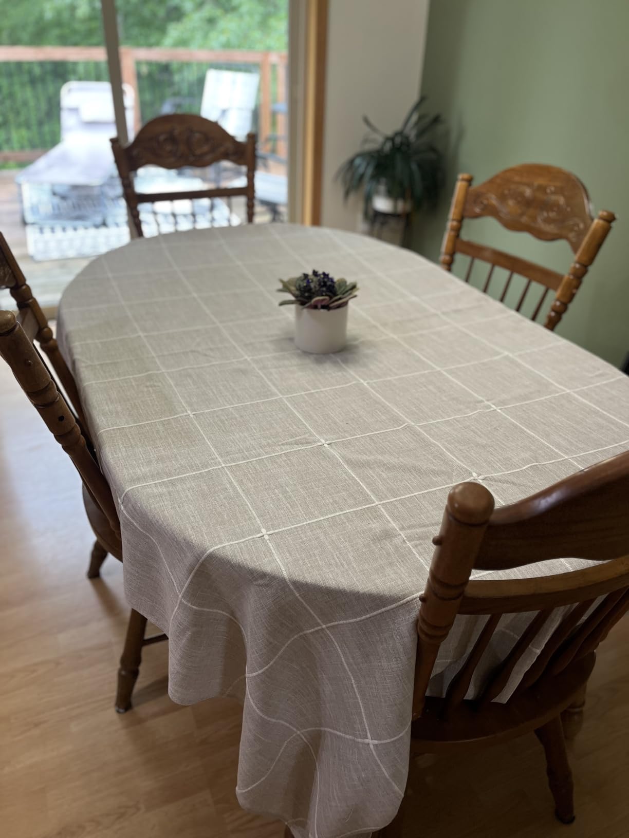 ColorBird Solid Embroidery Lattice Tablecloth Cotton Linen Dust-Proof Checkered Table Cover for Kitchen Dinning Tabletop Decoration (Rectangle/Oblong, 52 x 86 Inch, Linen) customer photo 1