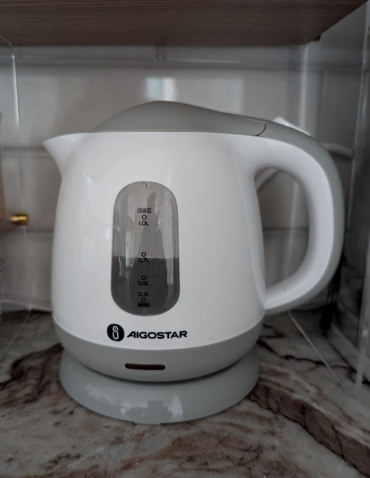 Aigostar Small Electric Kettle, 1L Portable, 1100W, Brown customer photo 1