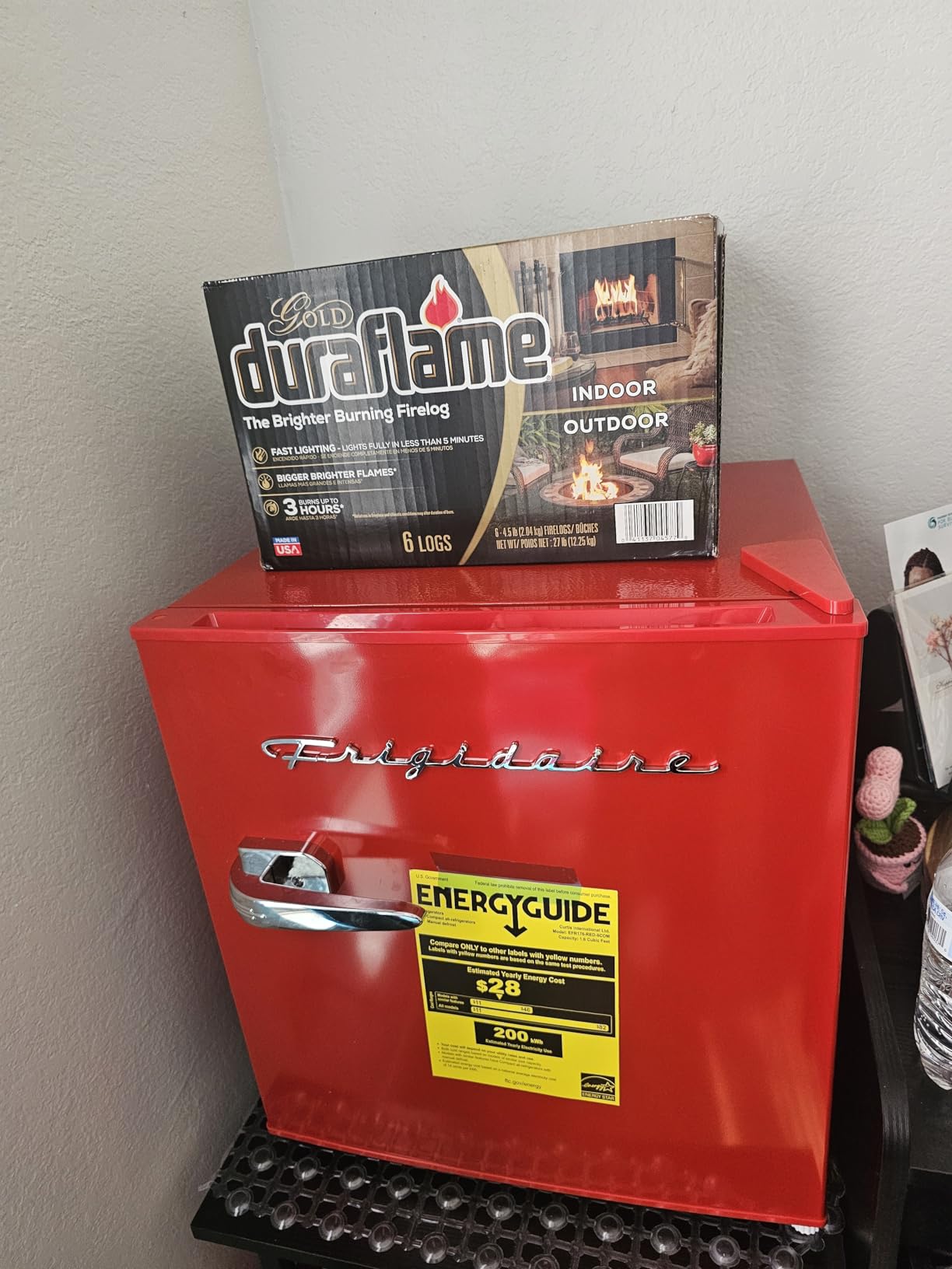 Frigidaire EFR176 1.6 cu. ft. Retro Bar Fridge with Side Bottle Opener (Blue) customer photo 2