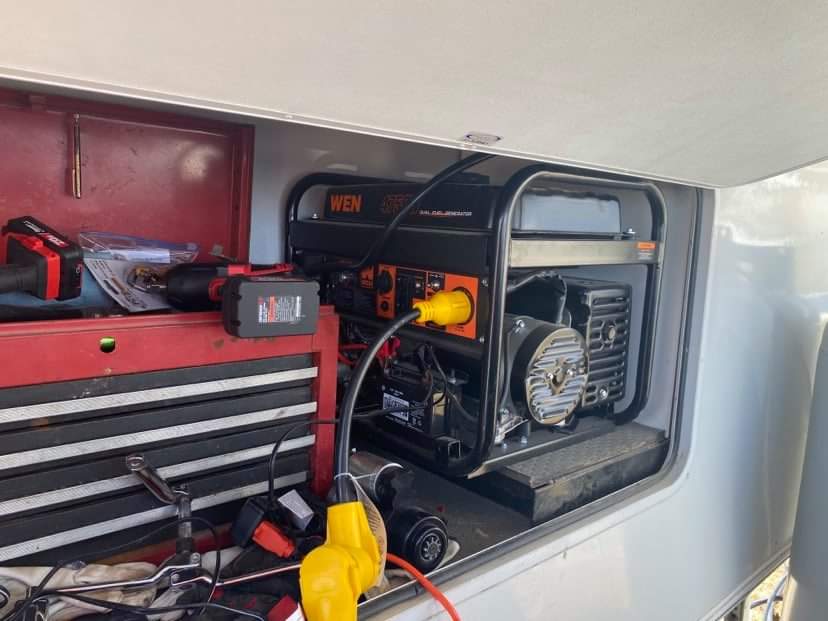 WEN 4,750-Watt 120V/240V Dual Fuel Portable Generator with Wheel Kit and Electric Start (DF475T) customer photo 1