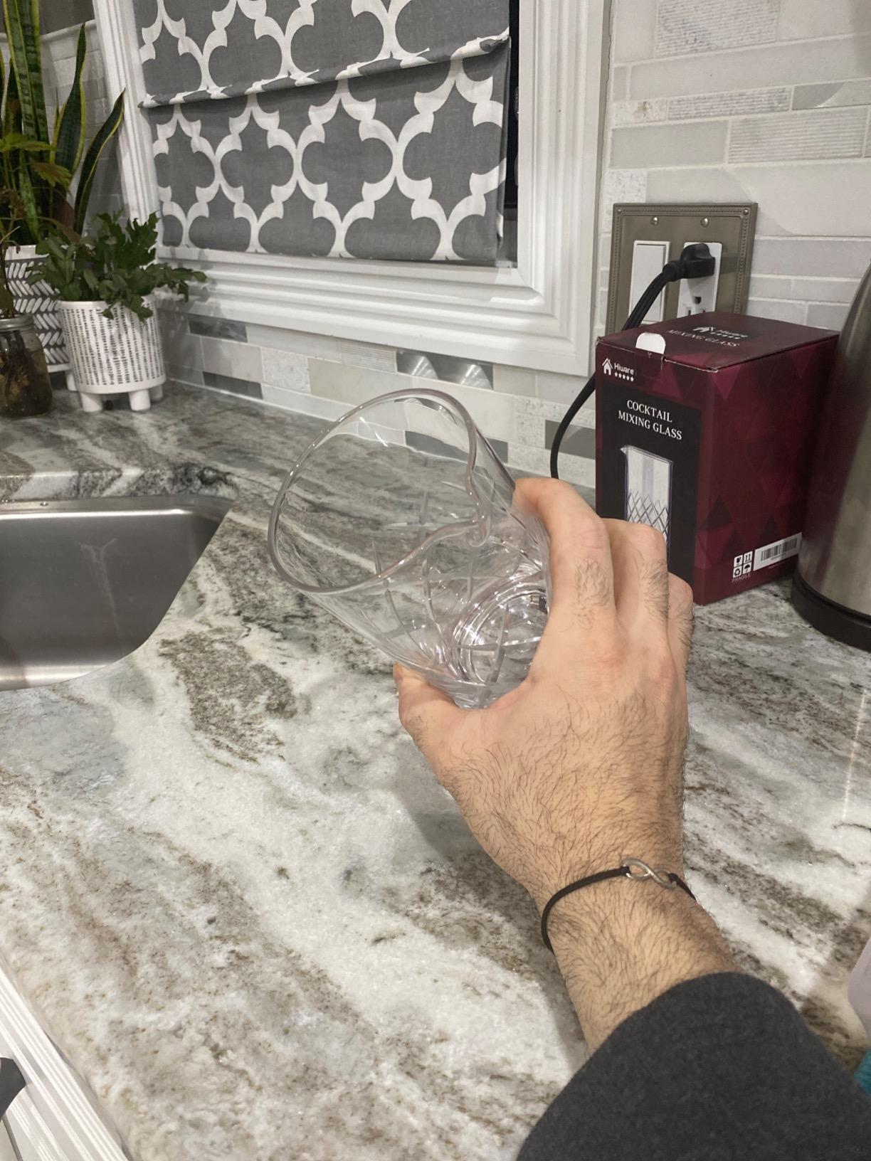 Hiware Professional 24 Oz Cocktail Mixing Glass, Thick Bottom Seamless Crystal Mixing Glass customer photo 1