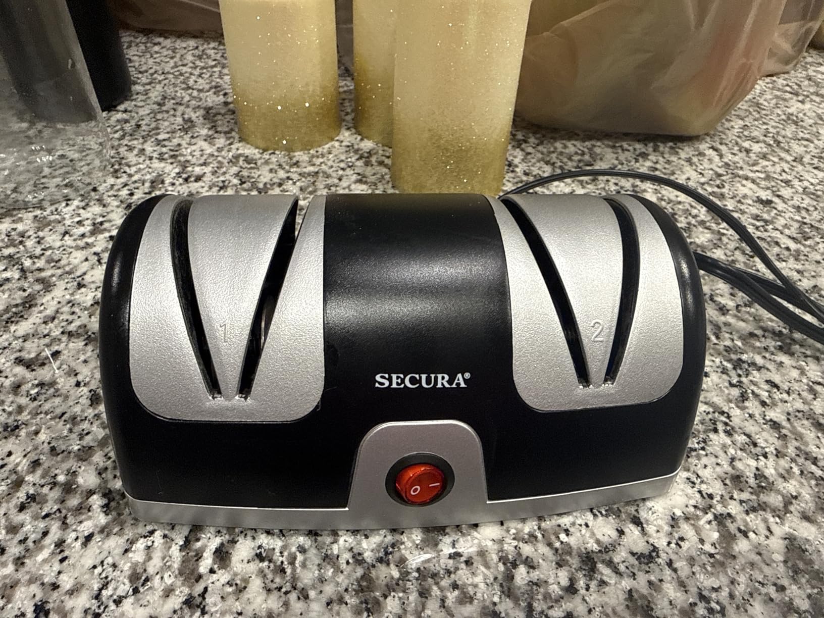 Secura 2-Stage Electric Knife Sharpener with Diamond Abrasives and Precision Angle Guides, Professional Sharpening Tool for Kitchen Straight Edge and Ceramic Knife, Black customer photo 1