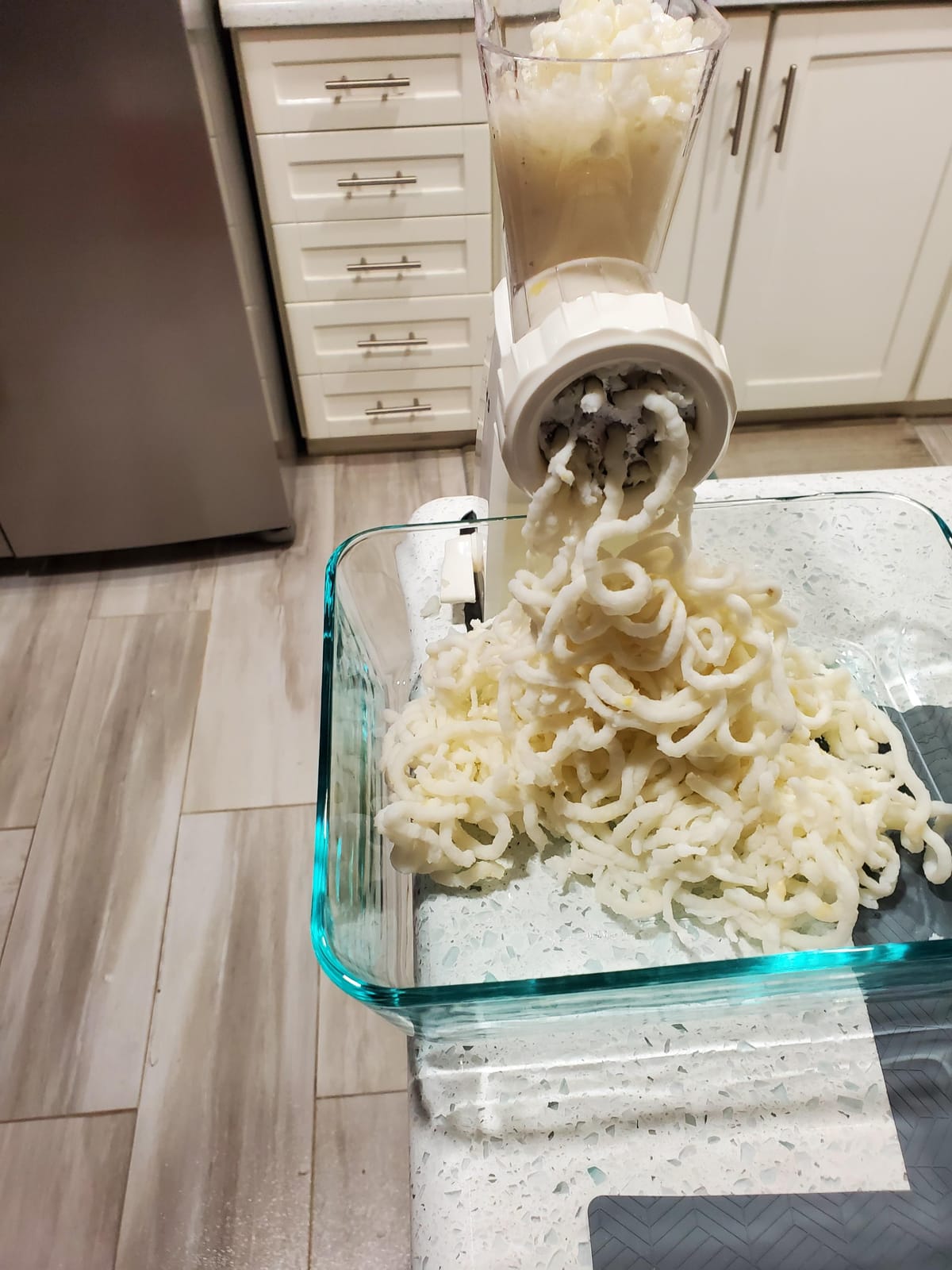 LHS Manual Meat Grinder with Stainless Steel Blades Heavy Duty Powerful Suction Base for Home Use Fast and Effortless for All Meats-White customer photo 1