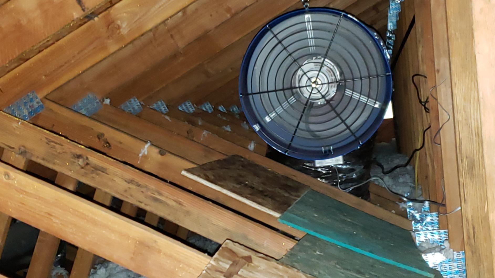 QA-Deluxe 5500 Energy Efficient Whole House Fan 2 Speed Temp/Timer Control customer photo 1