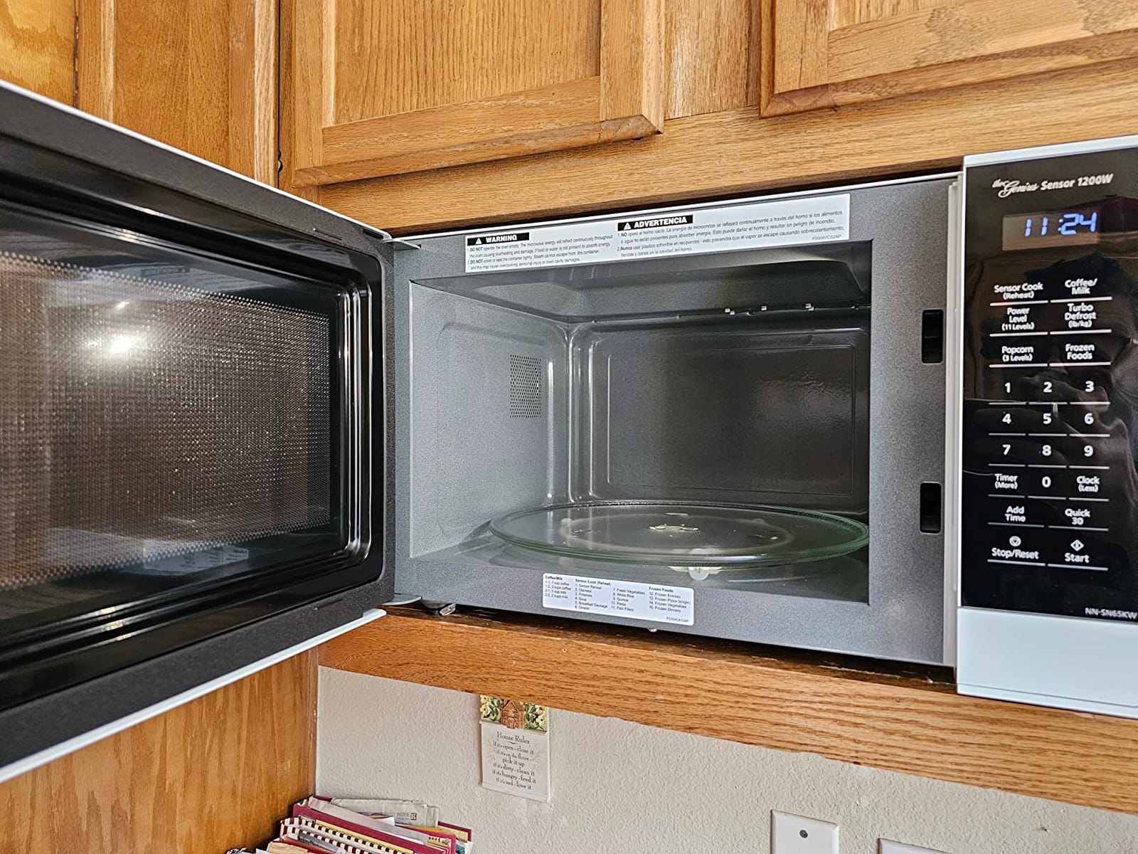 Panasonic NN-SN65KW Microwave Oven with Inverter Technology, 1200W, 1.2 cu.ft. Small Genius Sensor One-Touch Cooking, Popcorn Button, Turbo Defrost-NN-SN65KW-(White) customer photo 2
