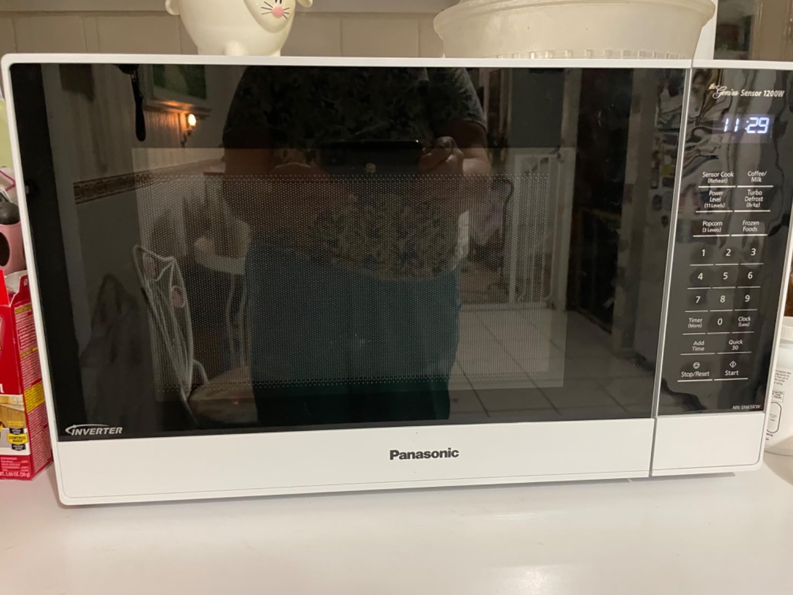 Panasonic NN-SN65KB Microwave Oven with Inverter Technology 1200W, 1.2 cu.ft. Small Genius Sensor One-Touch Cooking, Popcorn Button, Turbo Defrost-NN-SN65KB (Black) customer photo 2