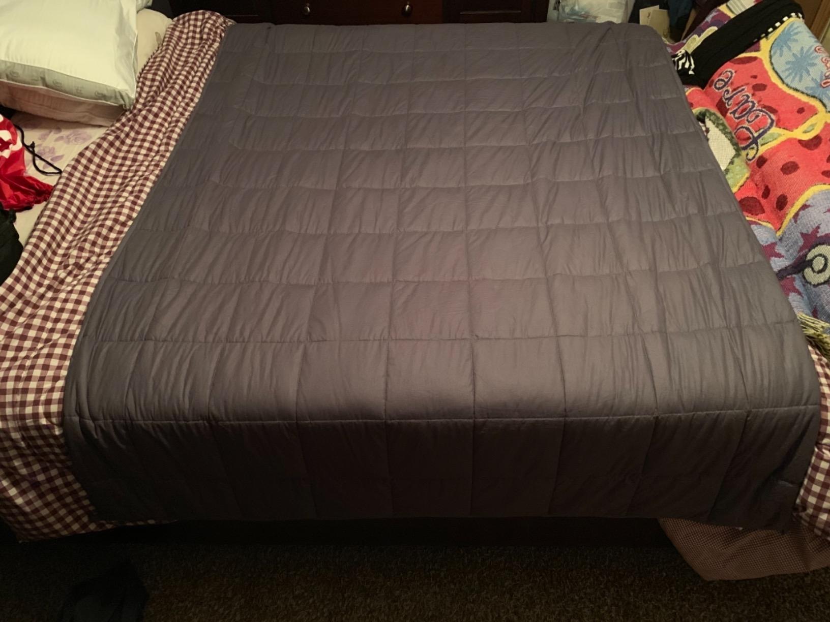RelaxBlanket Kids Weighted Blanket | 40''x60'',5lbs | for Child Between 40-70 lbs | Premium Cotton Material with Glass Beads | Dark Grey customer photo 2