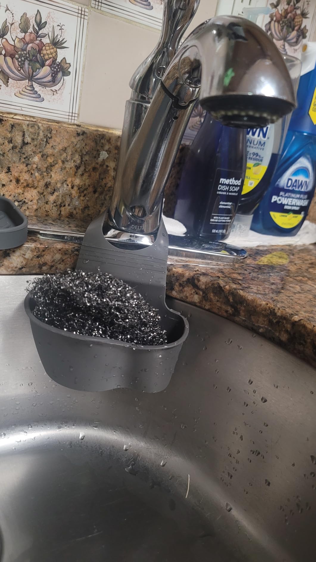 EC ELEGANTCHARM Kitchen Sink Caddy Sponge Holder Silicone Plastic Soap Holder Hanging Ajustable Strap Faucet Caddy with Drain Holes for Drying customer photo 1