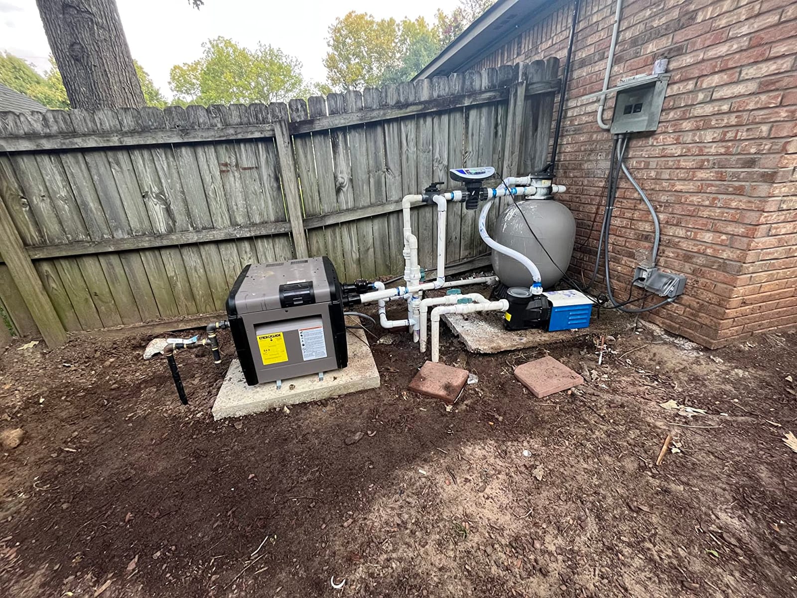 Hayward H-Series Natural Gas Pool Heater for Inground Pools 250,000 BTU customer photo 2