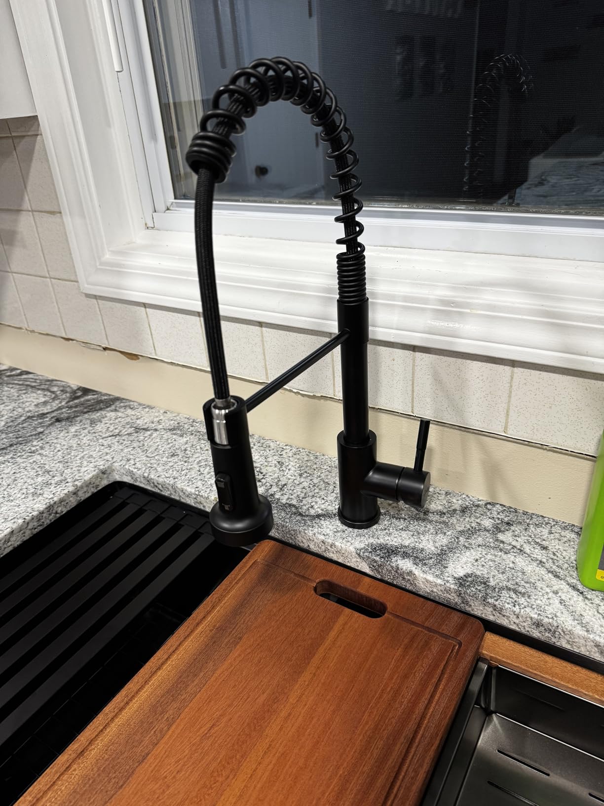 GIMILI Black Kitchen Faucet with Pull Down Sprayer customer photo 1