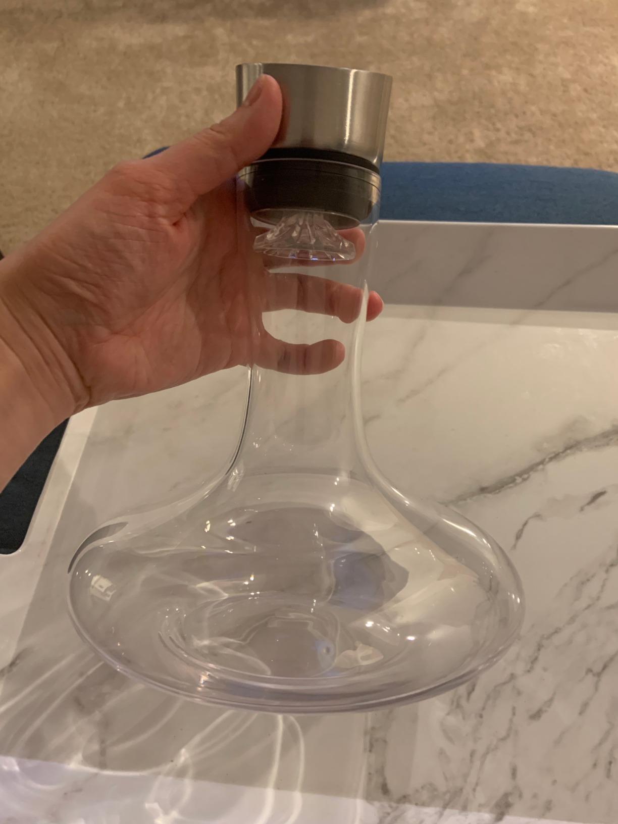 Wine Decanter Built-in Aerator Pourer, Wine Carafe, Red Wine Decanter,100% Lead-free Crystal Glass, Wine Hand-held Aerator, Wine Gift, Wine Accessories (Clear,Crystal) customer photo 2