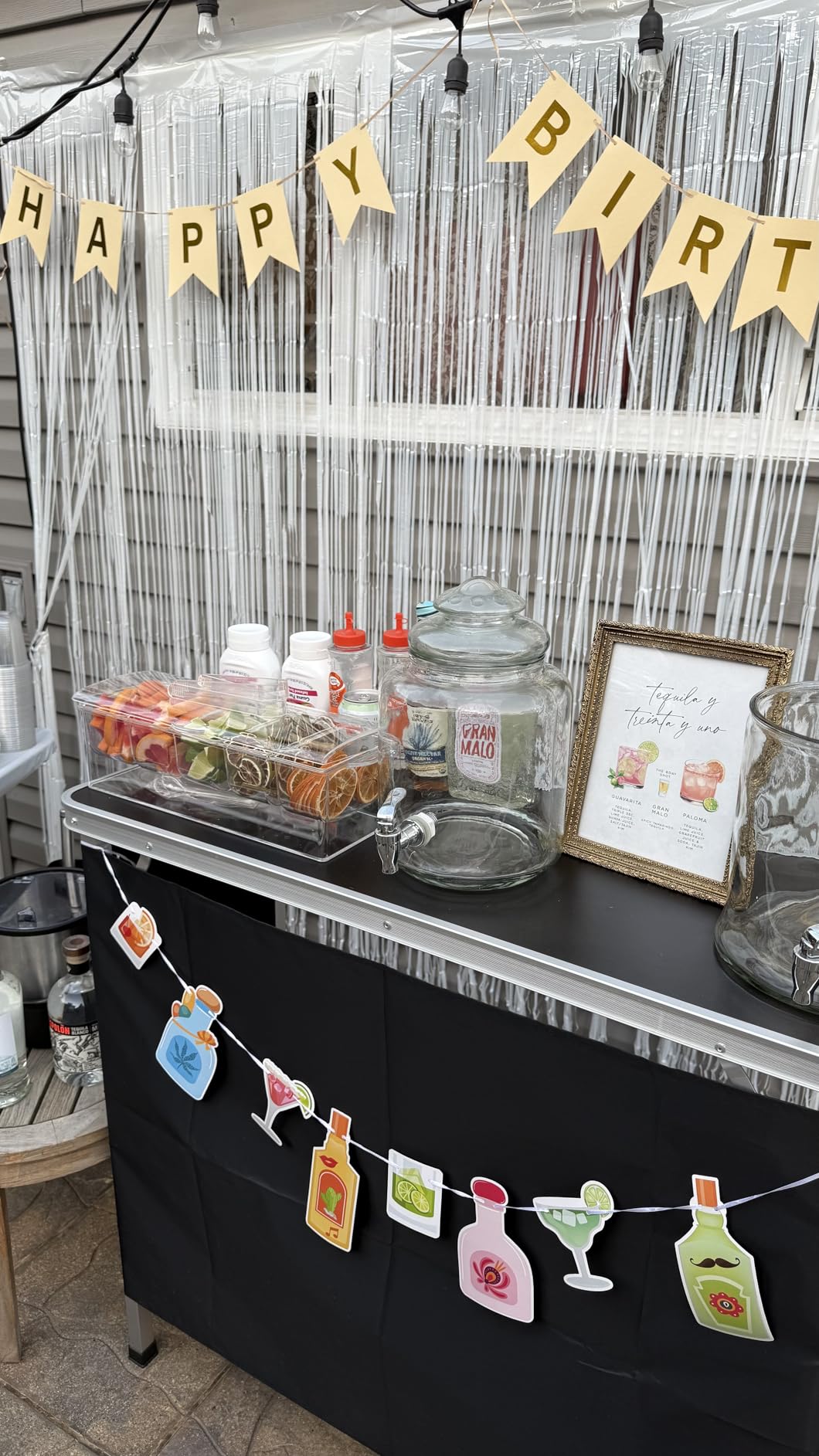 IVYHOME Ice Chilled 5 Compartment Condiment Server Caddy | Fruit Serving Tray | Condiment Pots with 5 Removable Dishes Over 2 Cup Capacity Each and Hinged Lid customer photo 2