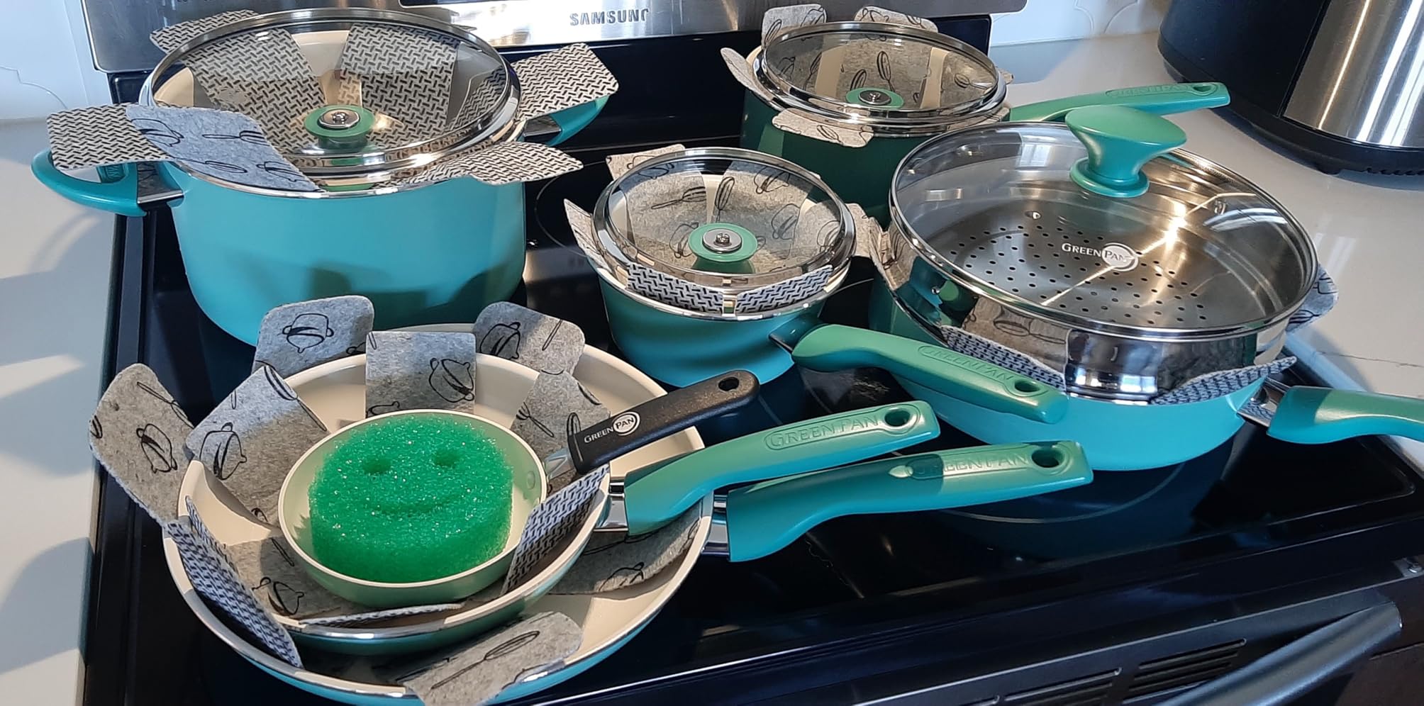 GreenPan Rio 16 Piece Cookware Pots and Pans Set, Hard Anodized Healthy Ceramic Nonstick PFAS-Free, Bakelite Handles, Frypans, Saucepan, Saute Pan, Stock Pot, Kitchen Tools, Dishwasher Safe, Black customer photo 2