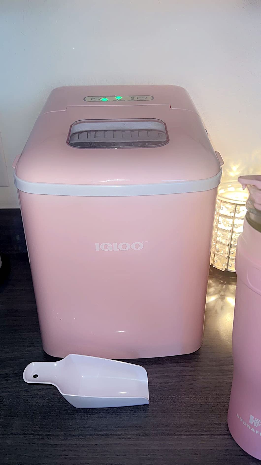 Igloo Handled Portable Ice Maker with Scoop- Ice Maker with LED Control Panel & 1 Quart Water Tank-Ice Cube Maker Produces 26 Lbs of Ice in 24 Hours with 9 Large or Small Cubes In 7 Minutes- Stainless customer photo 2