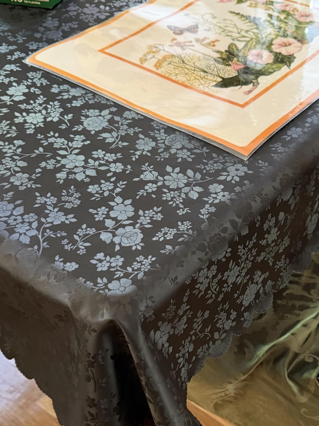 Smiry Rectangle Waterproof Heavy Duty Vinyl Tablecloths, 60 x 84 Inch customer photo 2