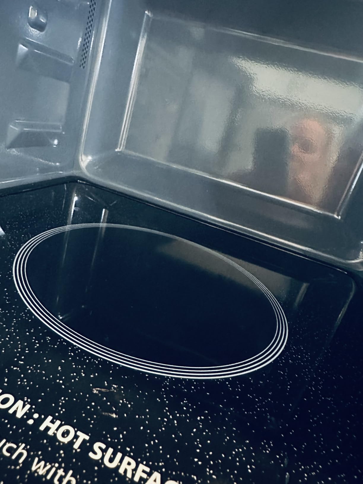 TOSHIBA Microwave Oven with Smart Sensor, 1.6 Cu.Ft, 1200W customer photo 1
