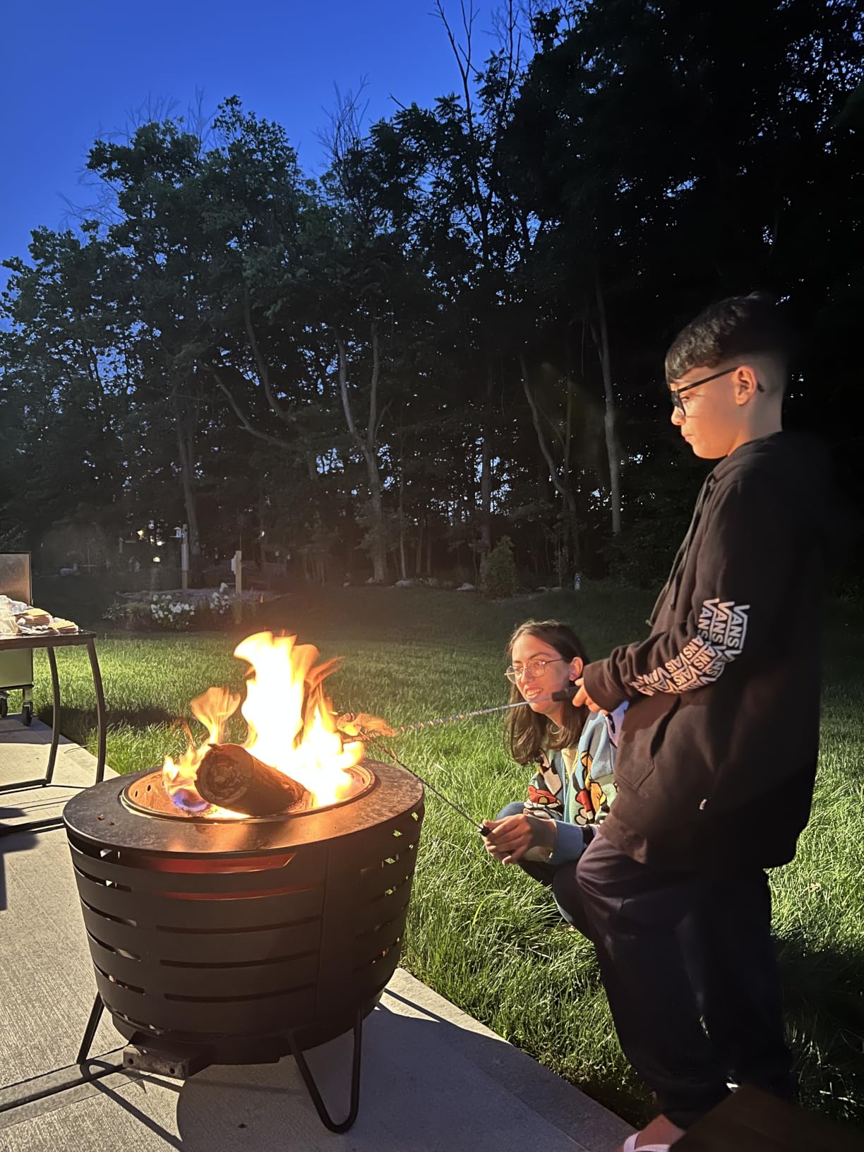 TIKI Patio Smokeless Fire Pit, 25 in Wood Burning Fire Pit with Cover customer photo 1