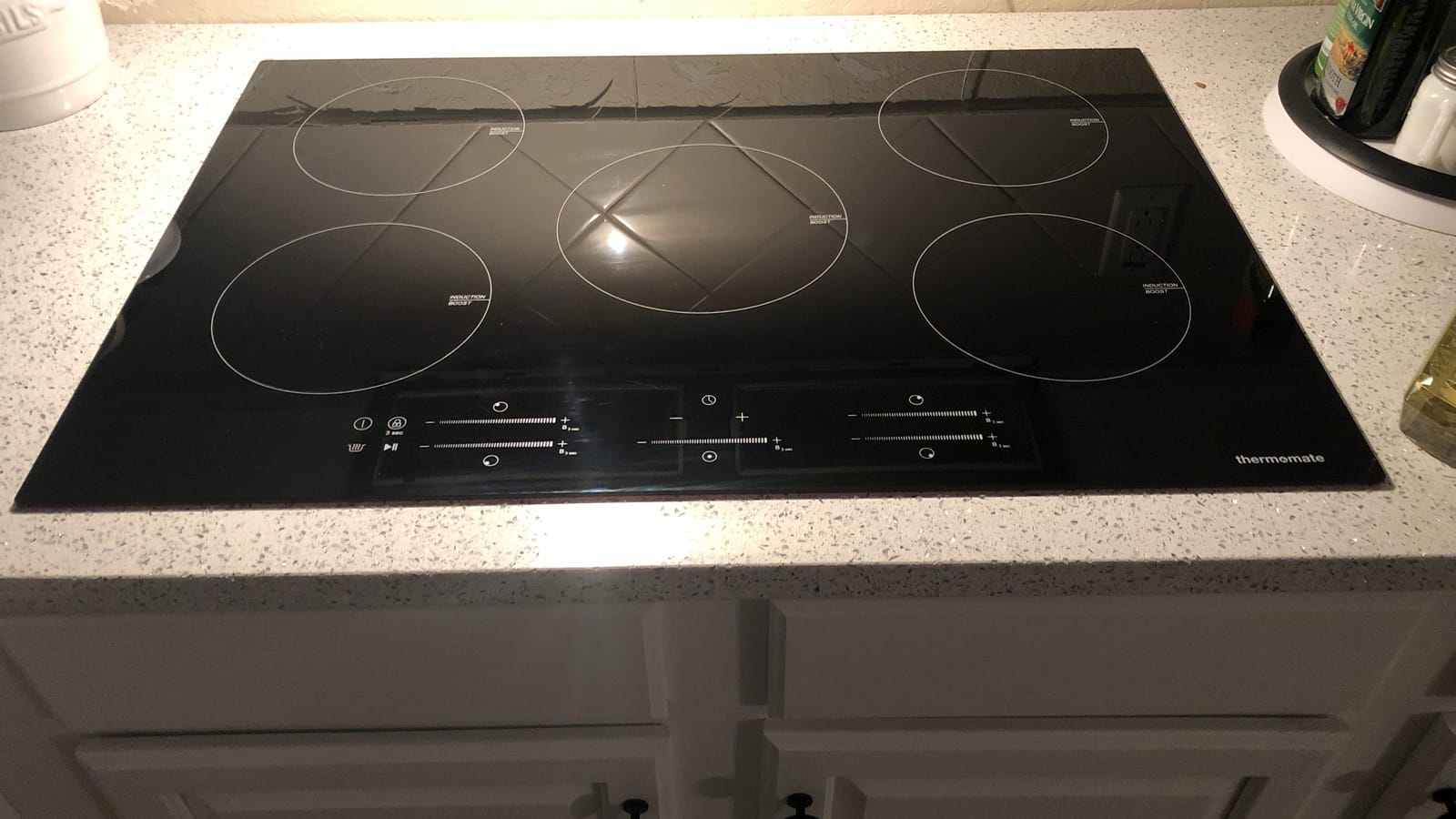ThermoMate 30 Inch Induction Cooktop, 5 Burners Electric Stove Top with Bridge-SYNC, 9600W Built-in Induction Cooktop, 9 Heat Levels, Power Boost, Sensor Touch Control, Timer & Child Lock, 240V customer photo 1