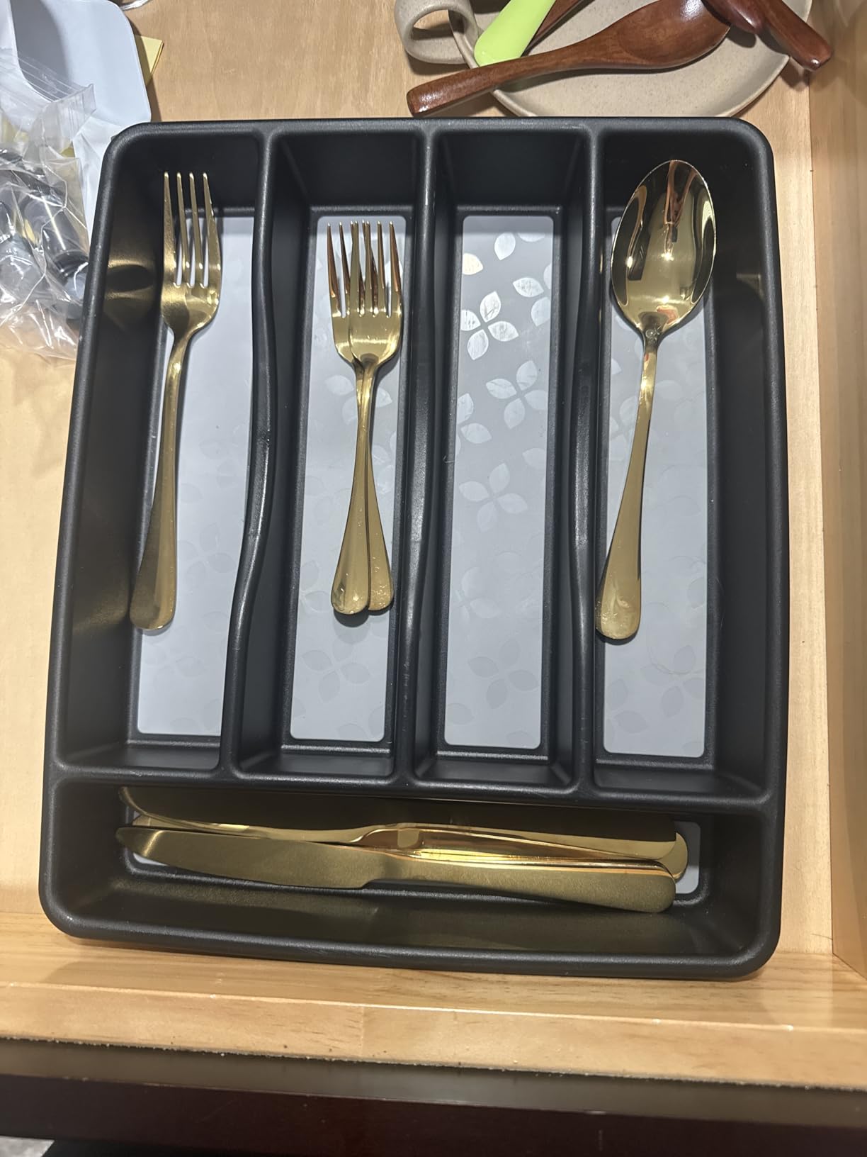 Briout Silverware Set for 4, Flatware Utensil Cutlery Set 20 Piece customer photo 1