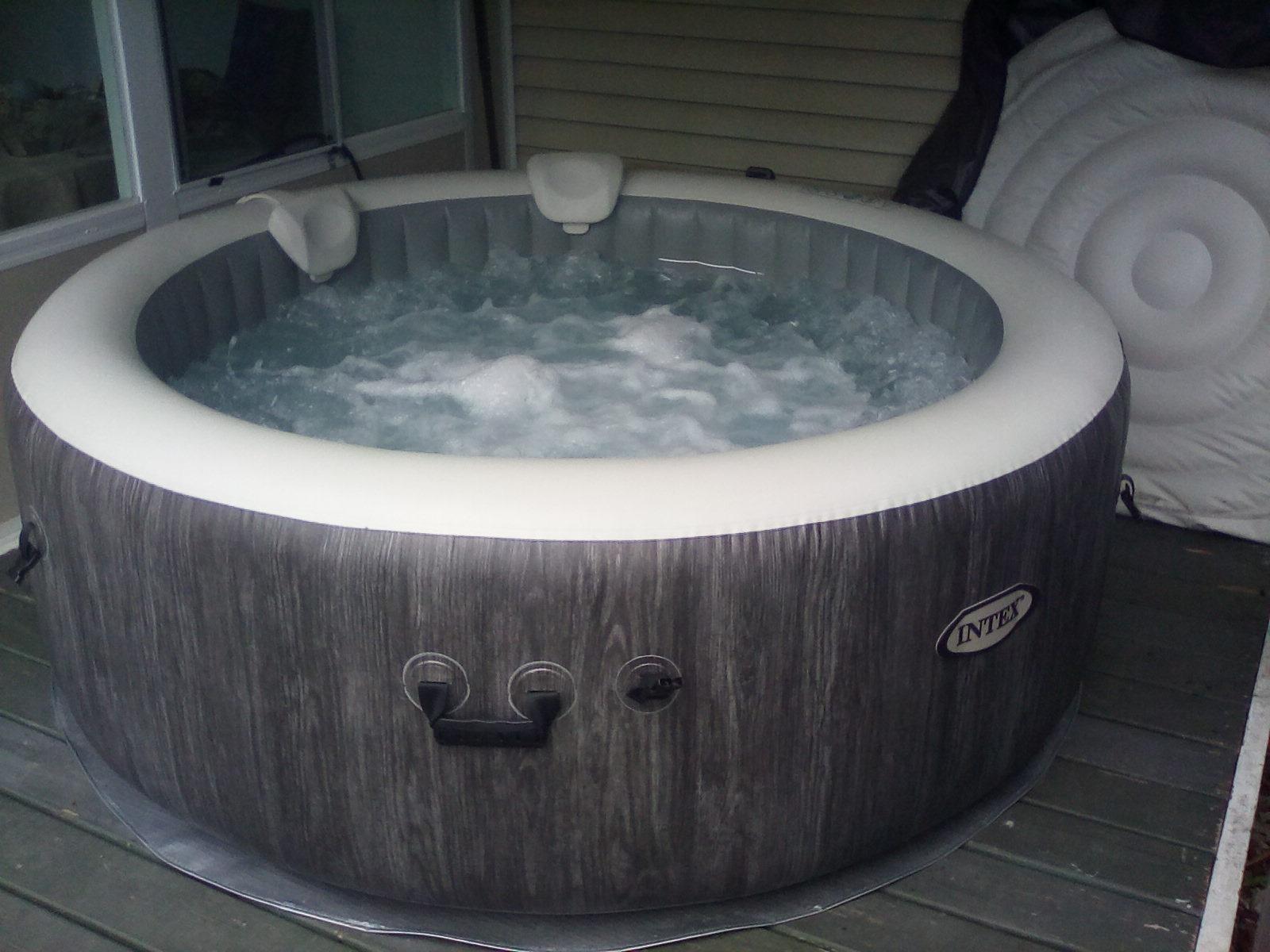 Intex 28439E 4-Person PureSpa 77in X 28in Greywood Deluxe Set customer photo 1