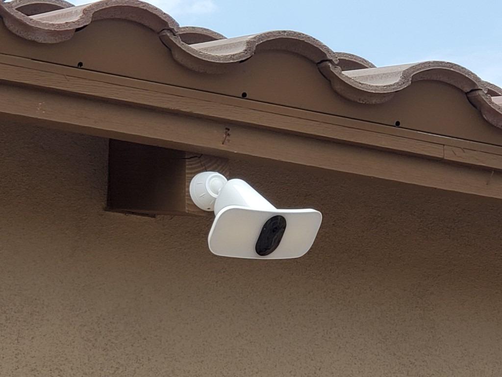 Arlo Wireless Floodlight Security Camera 2K HDR - 1-Cam customer photo 1