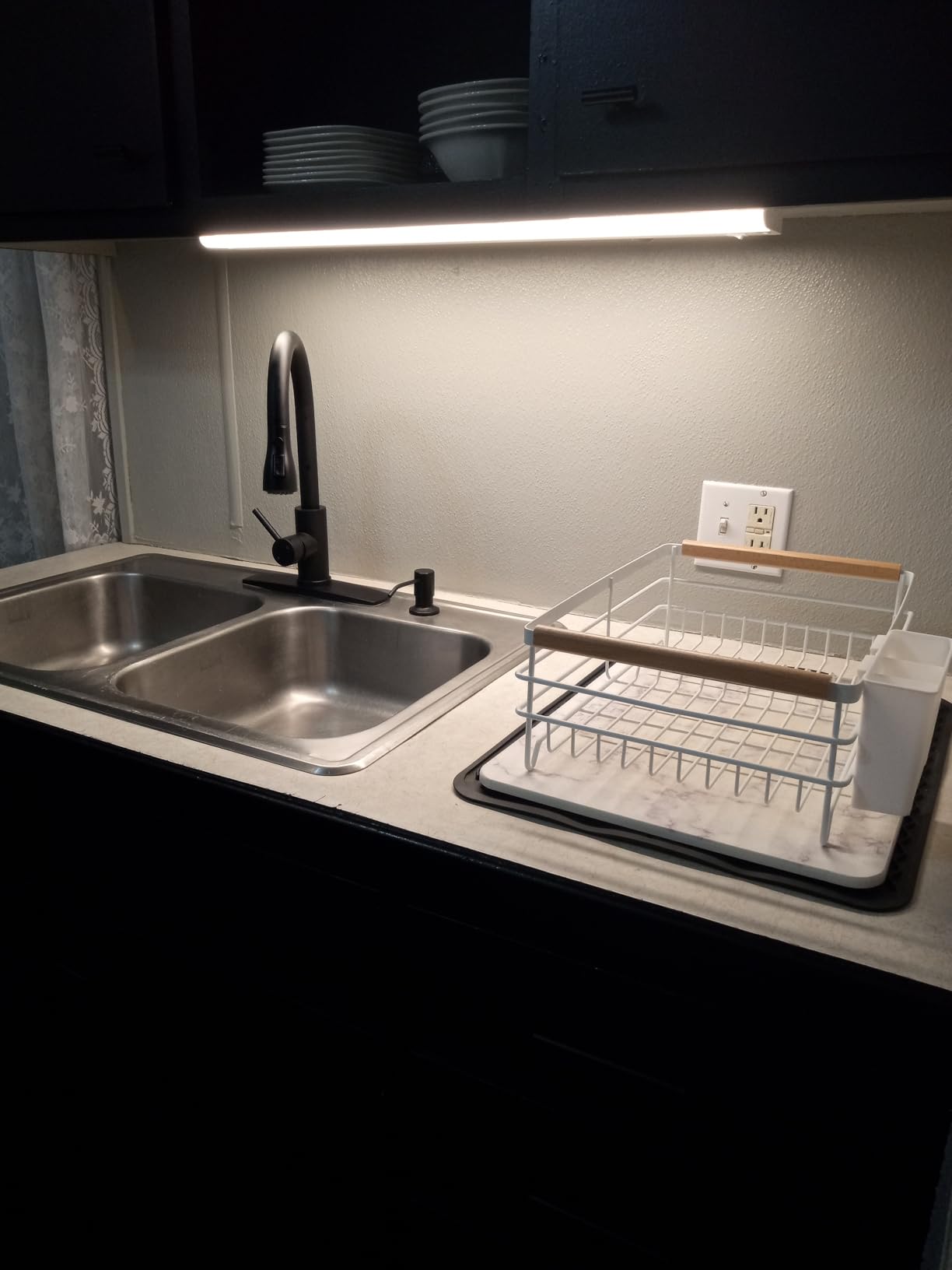 GETINLIGHT 24-Inch Hardwired Only LED Under Cabinet Light, 5000K customer photo 2