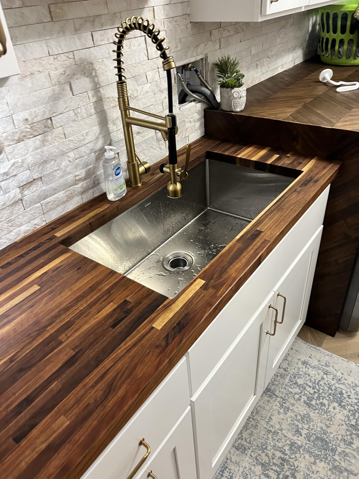 Lordear 33 Undermount Kitchen Sink 33x19x10 Inch Stainless Steel Single Bowl Kitchen Sinks Round Corner 16 Gauge Handmade Under Counter Sinks Basin customer photo 2
