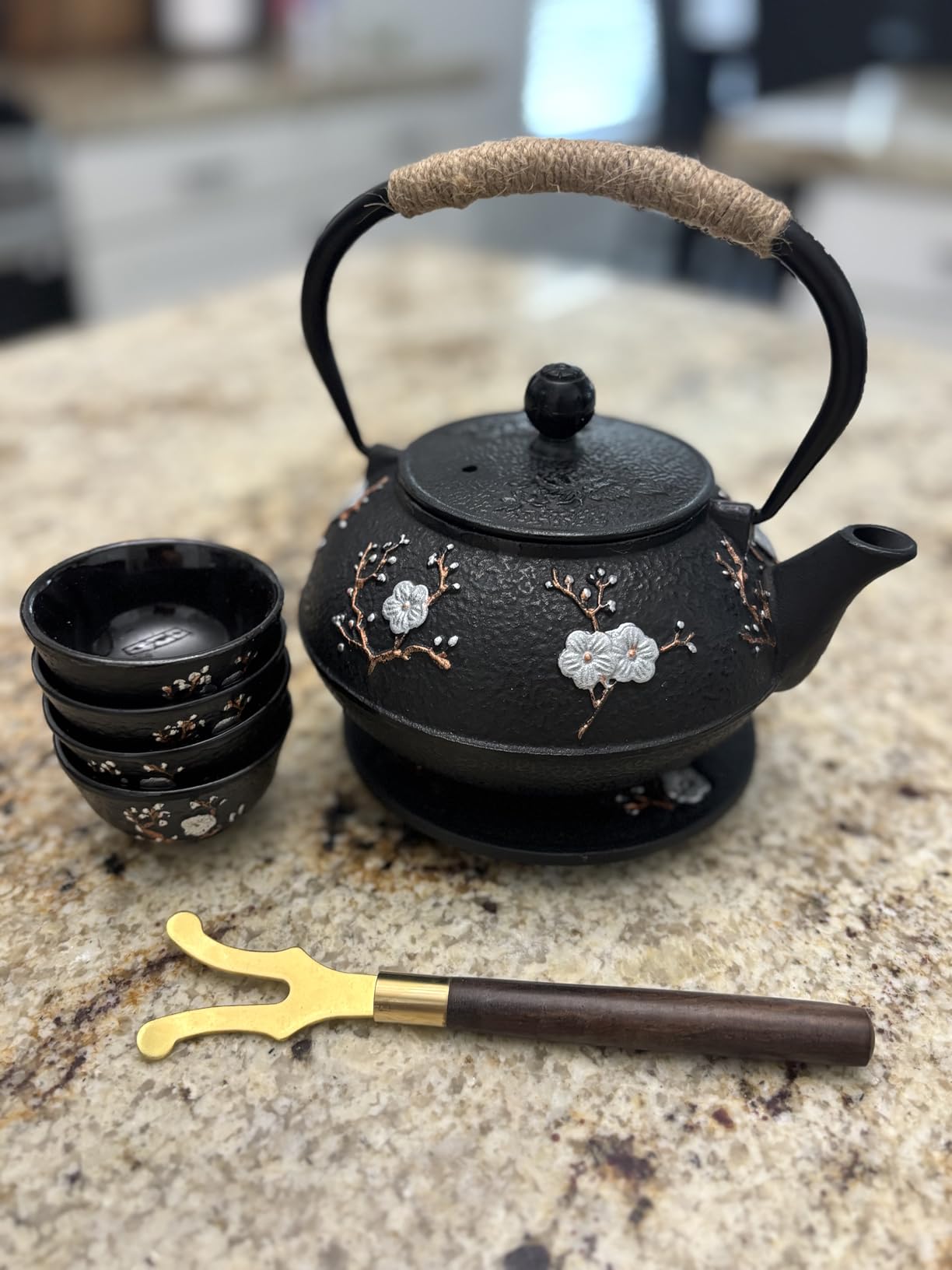 Japanese Style Cast Iron Teapot with Infuser Trivet Tetsubin Kettle customer photo 2