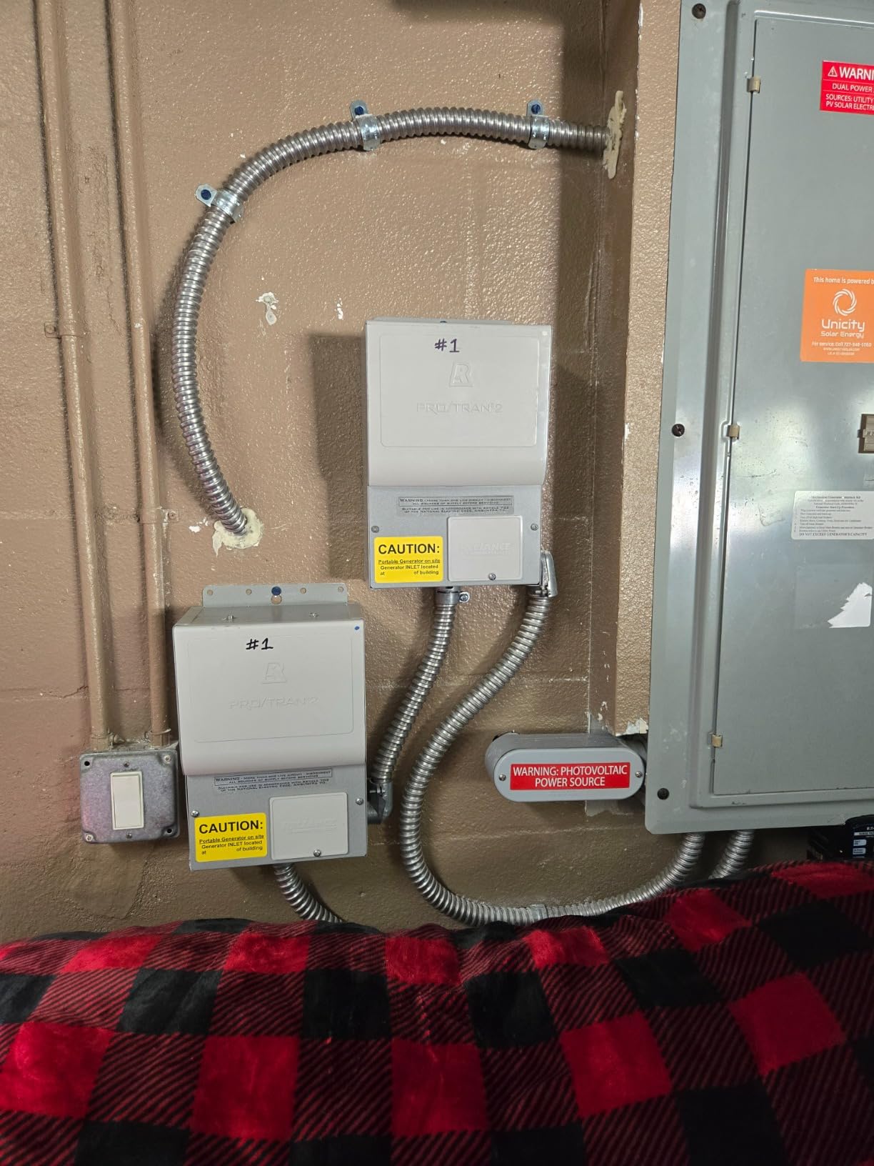 Pulsar G12KBN-SG Heavy Duty Portable Dual Fuel Generator - 9500 Rated Watts & 12000 Peak Watts - Gas & LPG - Electric Start - Transfer Switch & RV Ready - CARB Compliant customer photo 2