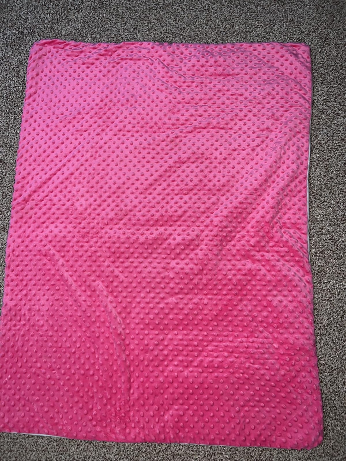 hazli Super-Soft Kids Weighted Blanket 5 Pounds - Weighted Blanket for Kids - Easy to Clean, Washable Minky Cover - 36x48 Inches 5lbs Child - Small Heavy Blanket for Girls and Boys customer photo 1