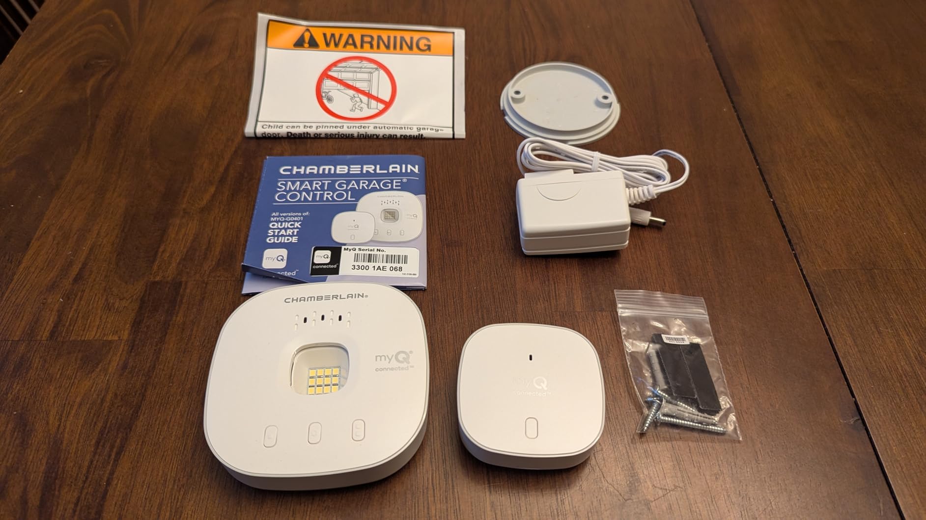 CHAMBERLAIN Smart Garage Control - Wireless Garage Hub and Sensor with Wifi & Bluetooth - Smartphone Controlled, myQ-G0401-ES, White customer photo 1