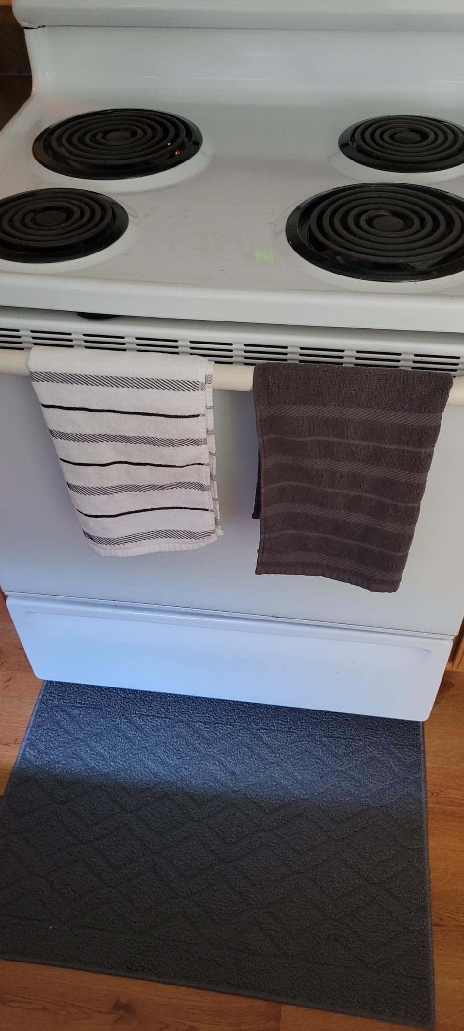 KitchenAid Albany Kitchen Towel 4-Pack Set, Milkshake Tan/White, 16
