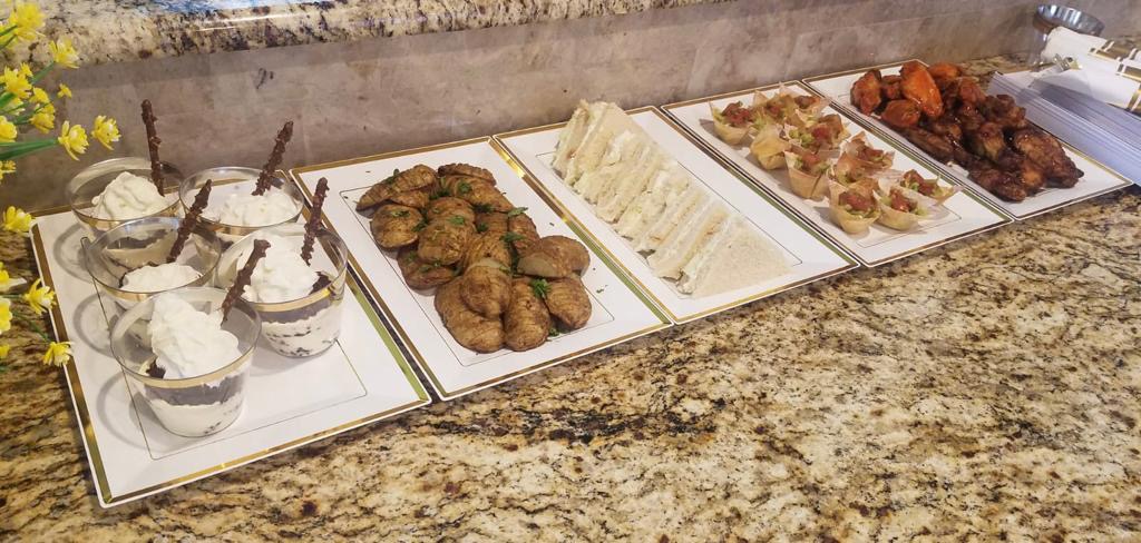 Elegant Plastic Serving Tray & Platter Set (6pk) - White & Gold Rim Disposable Serving Trays & Platters for Food - Weddings, Upscale Parties, Dessert Table, Cupcakes - 8 x 12.85 inches customer photo 2