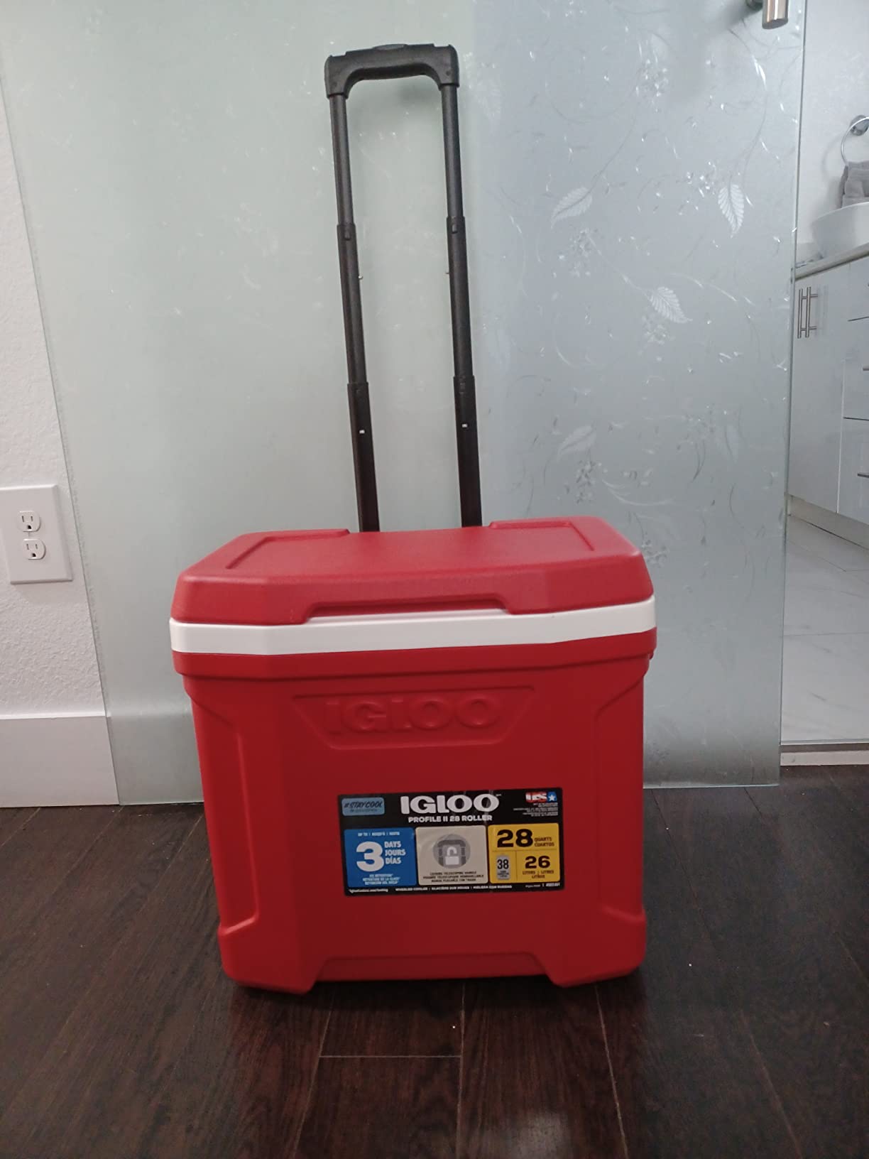 Igloo Hard Coolers | Profile II Series | Insulated Ice Chests | Roller Cooler with Wheels customer photo 2