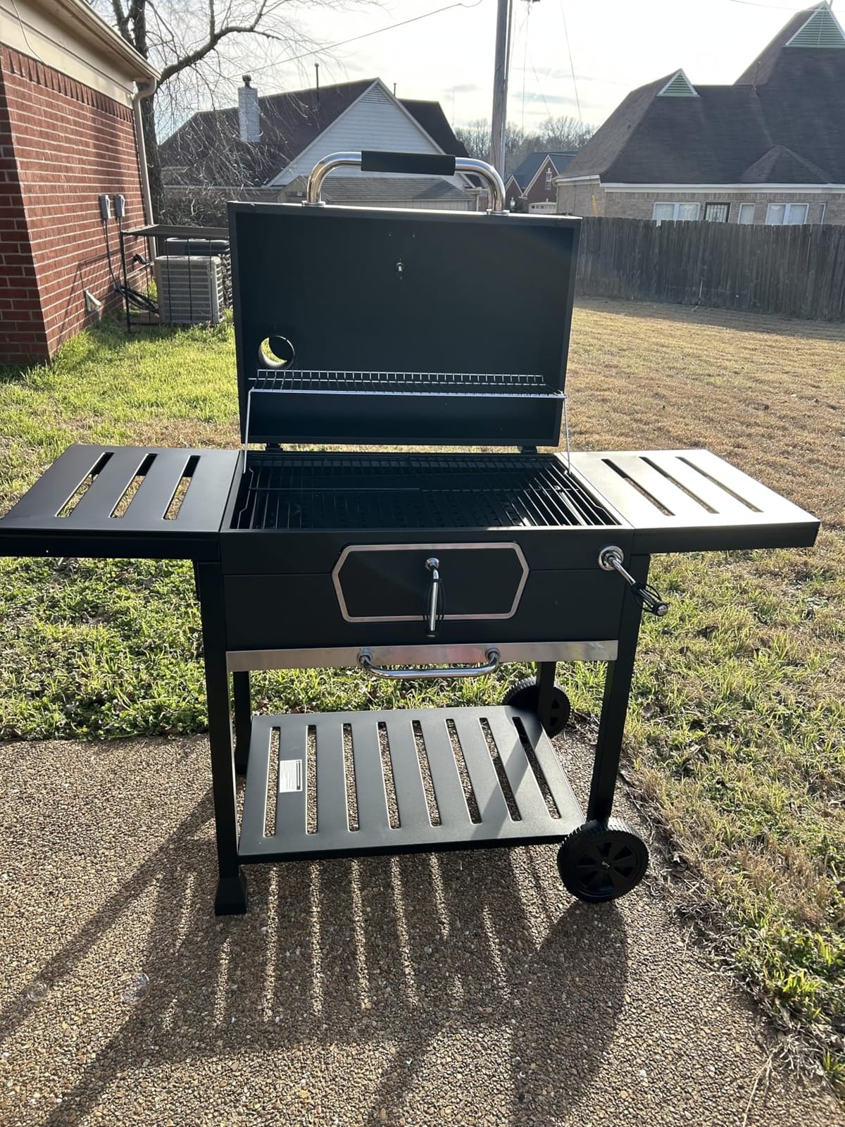 Royal Gourmet CD2030AN Deluxe 30-Inch Charcoal Grill, Collapsible Tables customer photo 2