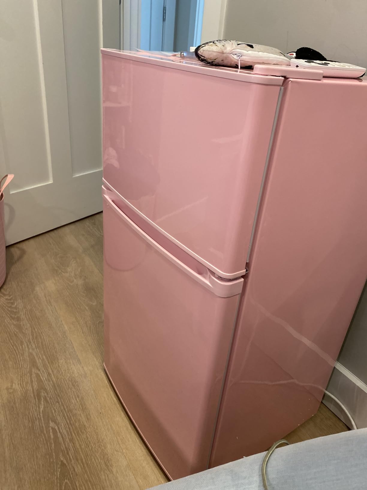 HAILANG Mini Fridge With Freezer,3.2 Cu.Ft Compact Refrigerator,Mini Refrigerator With 2 Doors For Bedroom,Office,Kitchen,Apartment,Dorm(sliver) customer photo 1