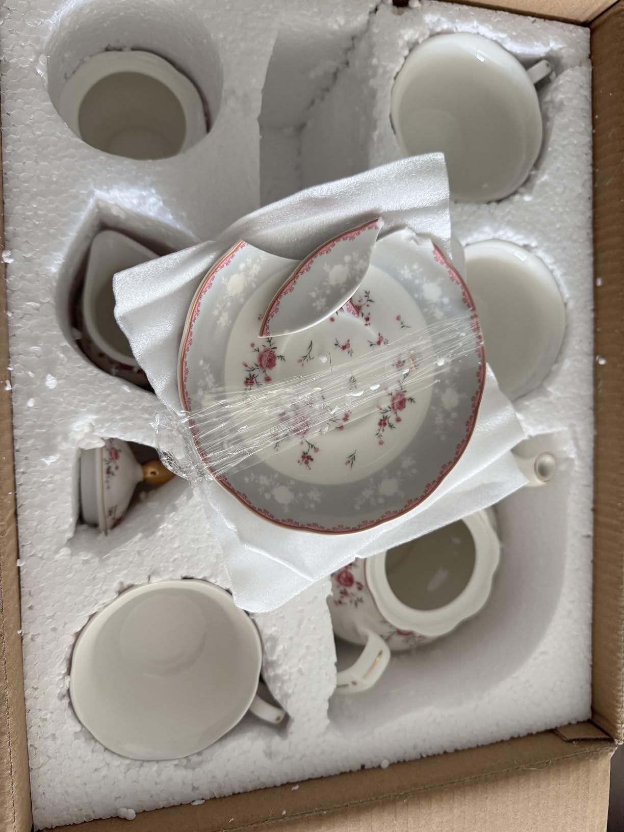 fanquare Vintage Porcelain Tea Set for Women Tea Party, Cup and Saucer Set for 6, Wedding Floral Teapot Set for Adults, Pink Rose customer photo 2