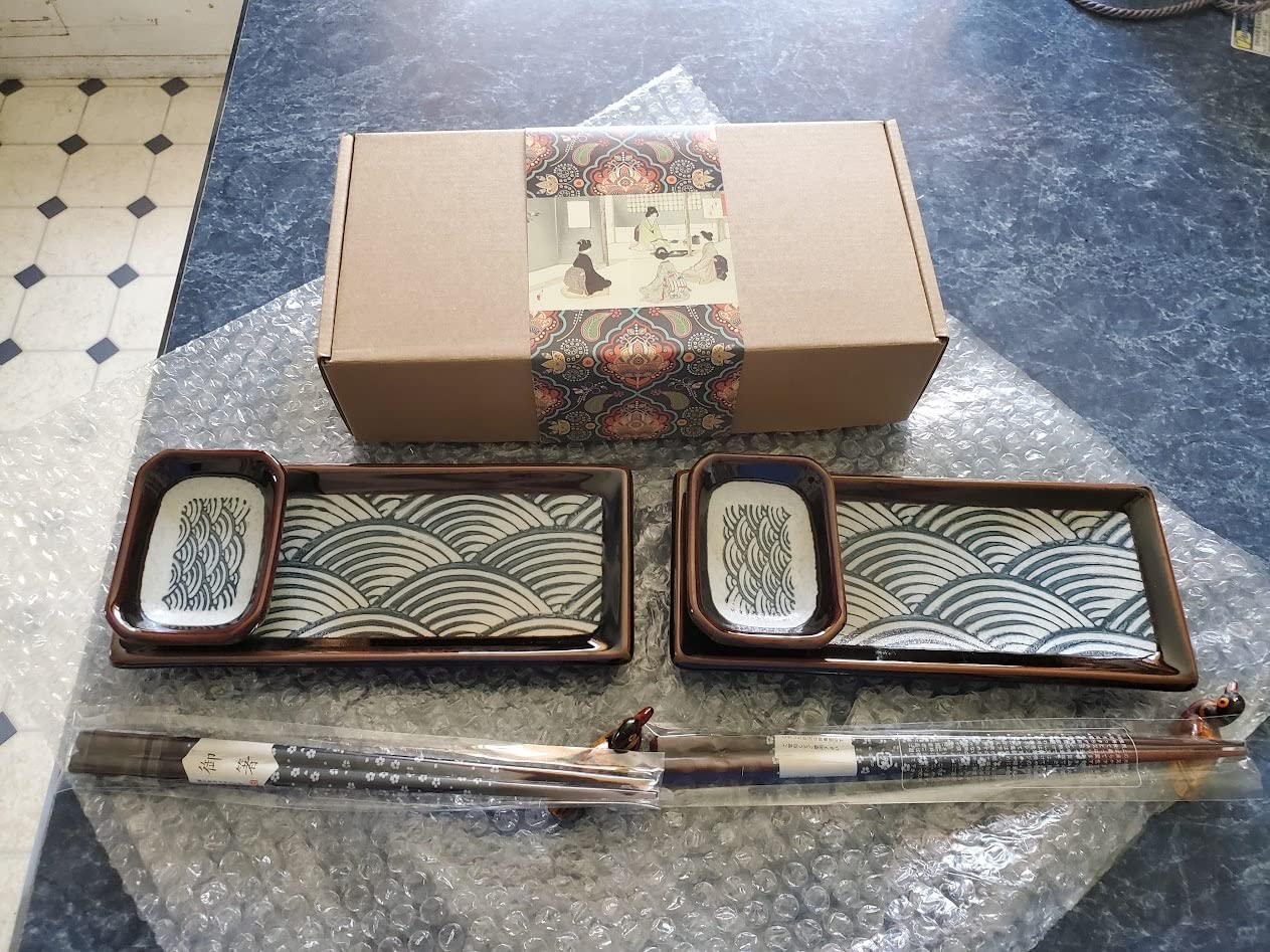 Artcome 10 Piece Japanese Style Ceramic Sushi Plate Dinnerware Set with 4 Sushi Plates, 2 Sauce Dishes, 2 Pairs of Chopsticks, 2 Chopsticks Holders customer photo 1