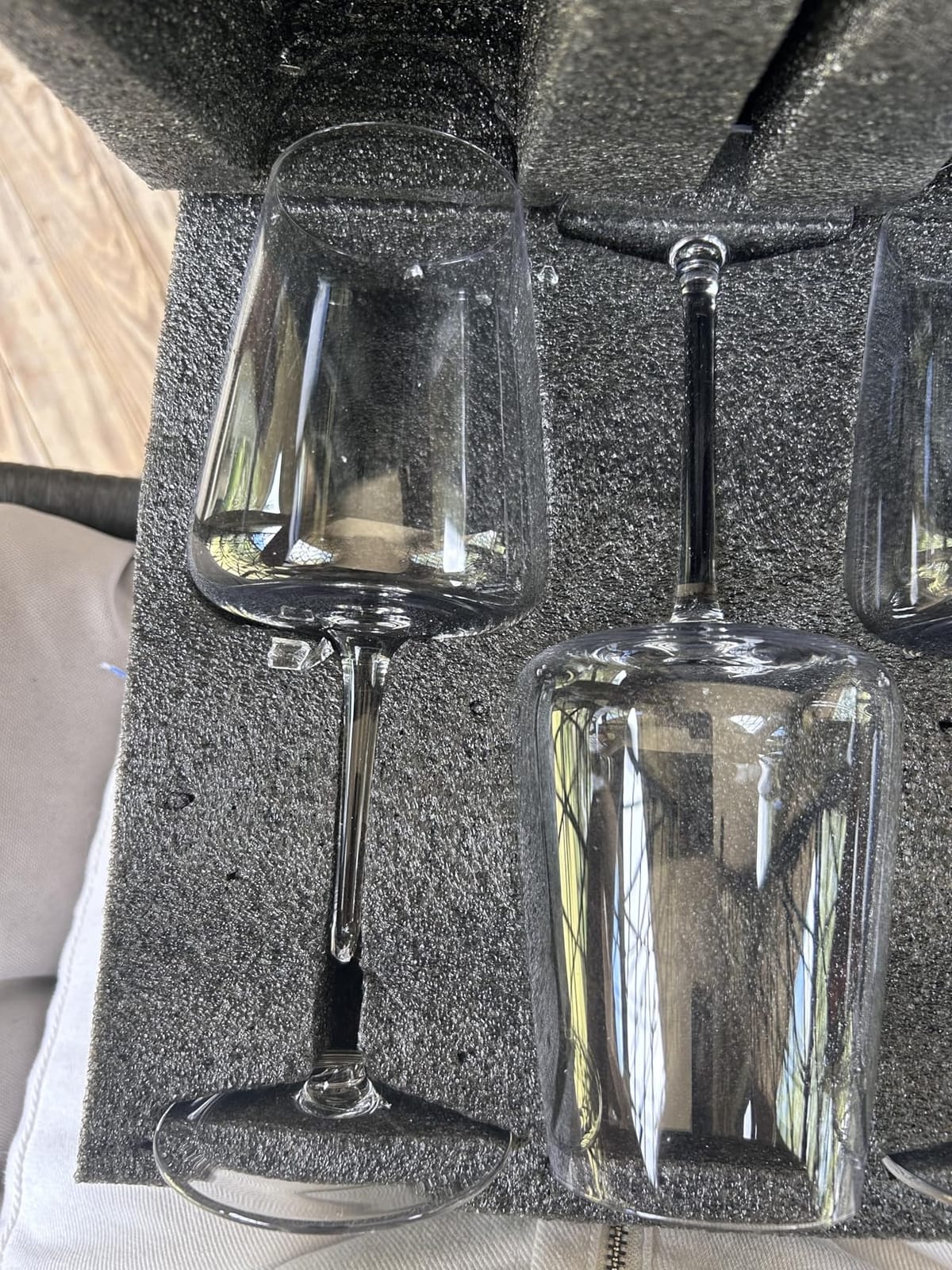 BACLIFE Hand Blown Wine Glasses Set of 4, 19oz Premium Crystal Wine Glasses customer photo 2