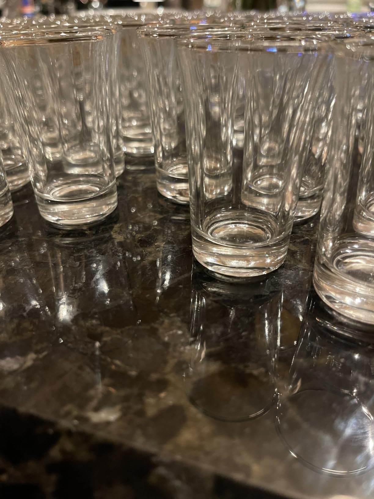 Aoeoe 40 Pack Shot Glass Bulk Set with Heavy Base, 1.5 Ounce Whiskey Shot Glasses, Clear Shot Glasses Set, Round Shot Glass Bulk, Small Shot Cups for Vodka, Whiskey, Tequila, Espresso, Liquor customer photo 1