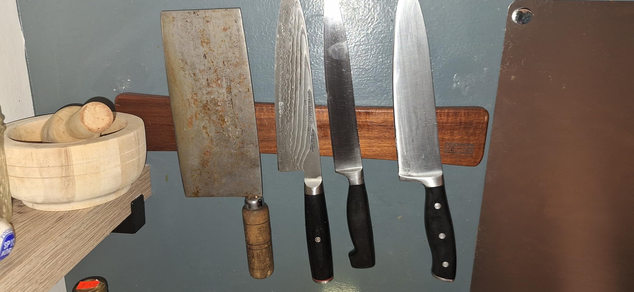 HOSHANHO Magnetic Knife Strips, Magnetic Knife Holder for Wall 16 Inch customer photo 1