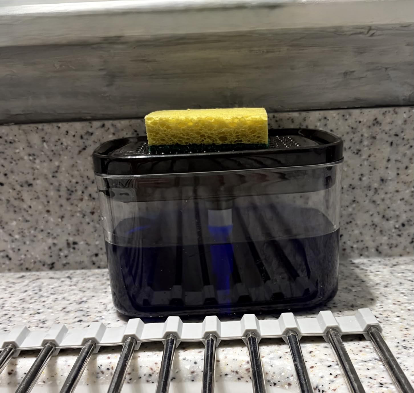 MR.SIGA Dish Soap Dispenser with Sponge Holder for Kitchen, Black customer photo 1