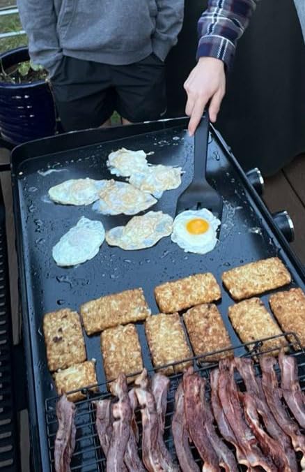 Pit Boss 4-Burner Propane Gas Non-Stick Ceramic Coated Rust-Resistant Portable Lift-Off and Stationary Griddle Grill with Hard Cover, 647-Sq. In. (35