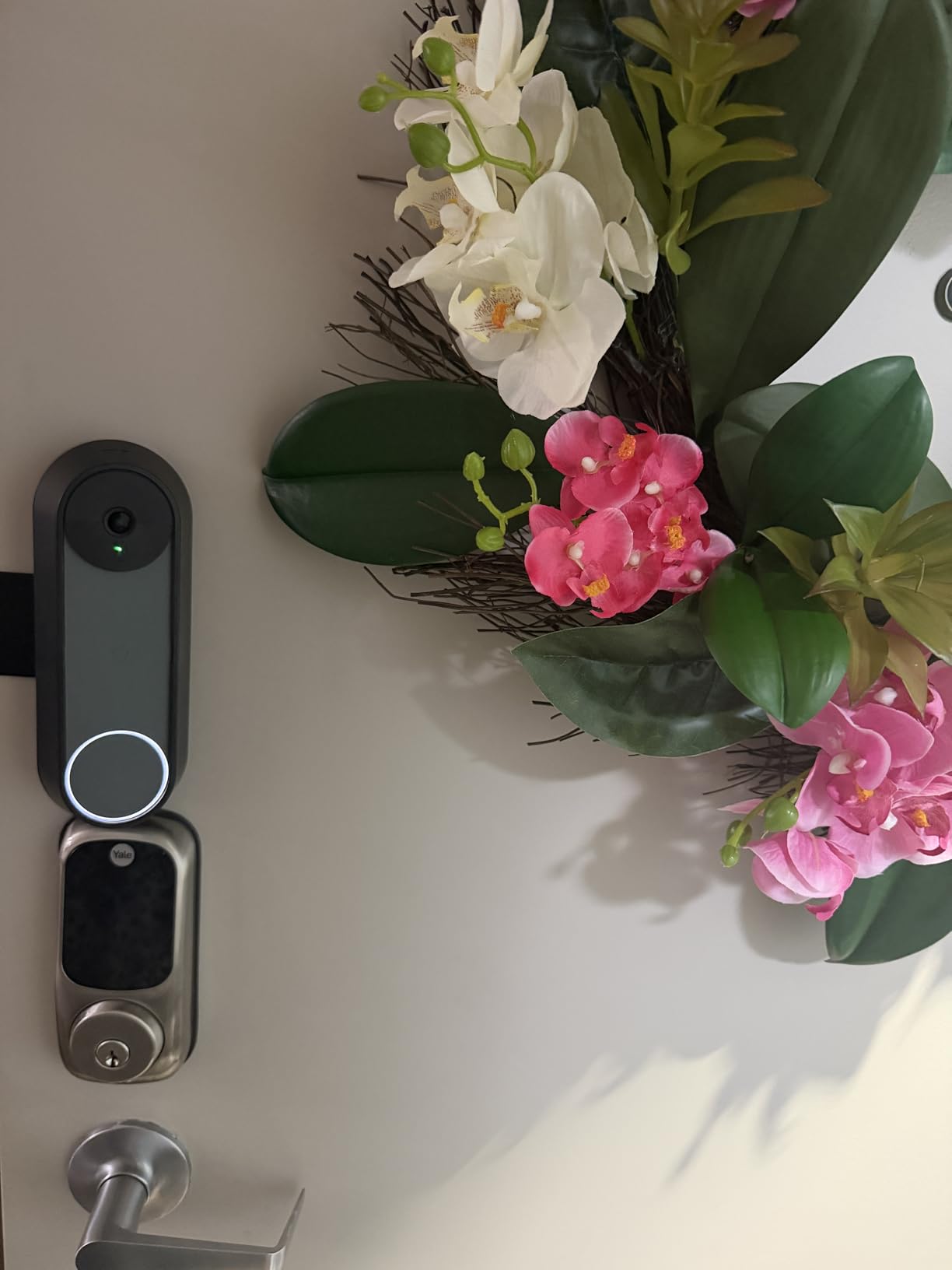 Google Nest Doorbell (Battery) - Snow customer photo 1