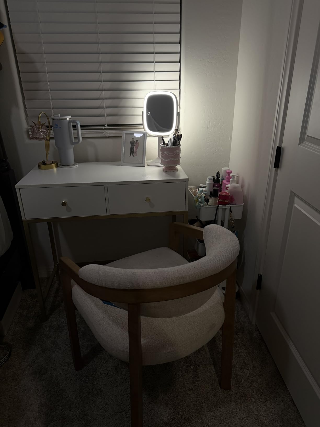 SUPERJARE White and Gold Vanity Desk with Drawers, 47 inch Computer Desk customer photo 1