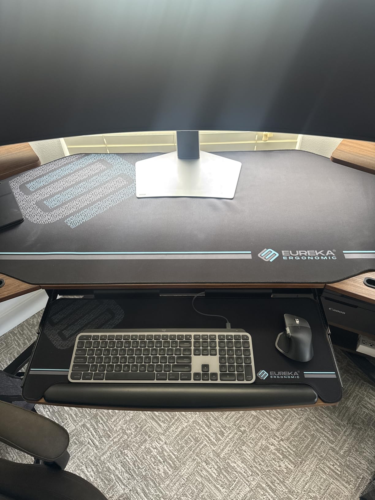 EUREKA ERGONOMIC Gaming Desk Wing Shaped Keyboard Tray 72 Inch Black customer photo 1