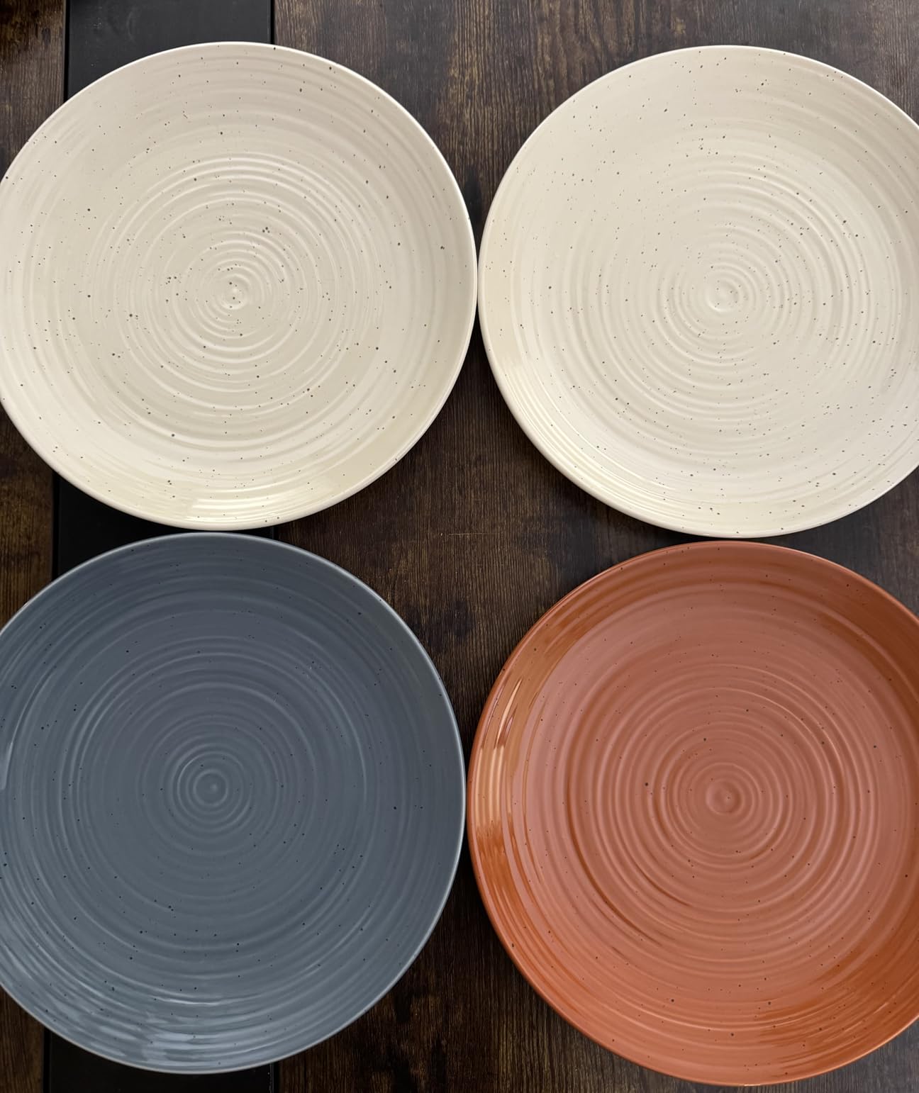 Sango Siterra 16-Piece Rustic White Stoneware Dinnerware Set – Service for 4, White with Glossy Speckle Overlay, for Everyday Dining & Entertainment, Microwave & Dishwasher Safe customer photo 2