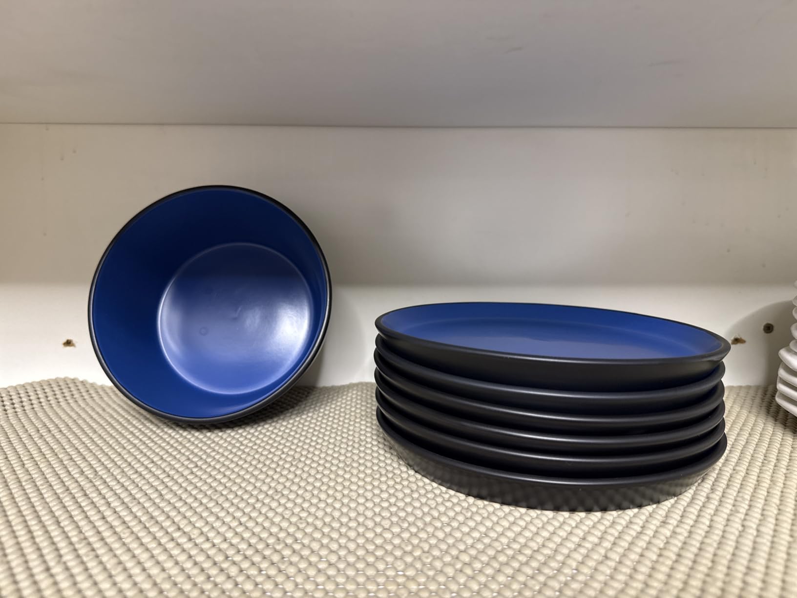 Stone Lain Jules Stoneware 16-Piece Dinnerware Set, Plates and Bowls, Service for 4, Black, Microwave & Dishwasher Safe customer photo 1