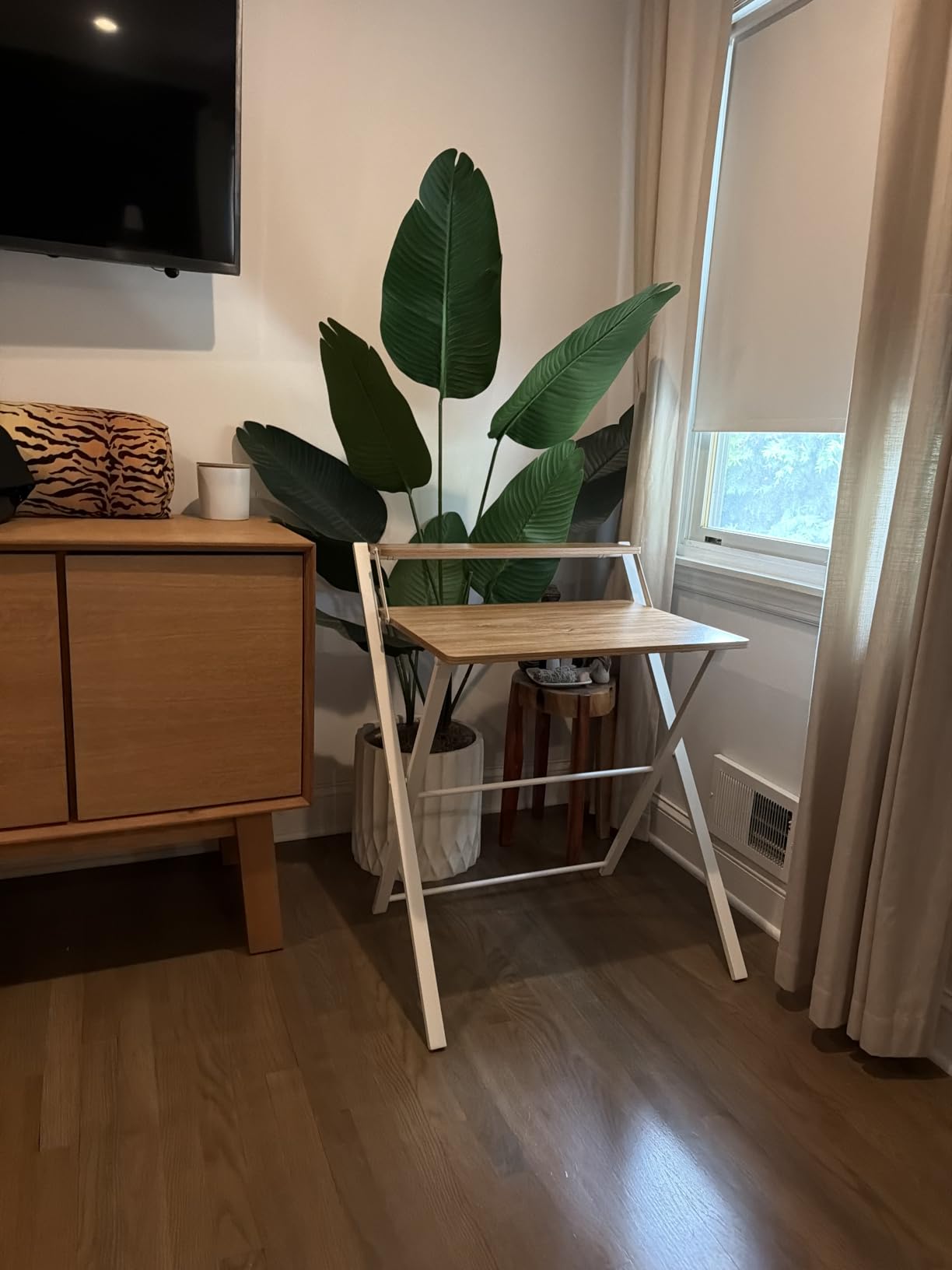 GreenForest Folding Desk No Assembly, Sturdy Computer Desk for Small Spaces customer photo 1